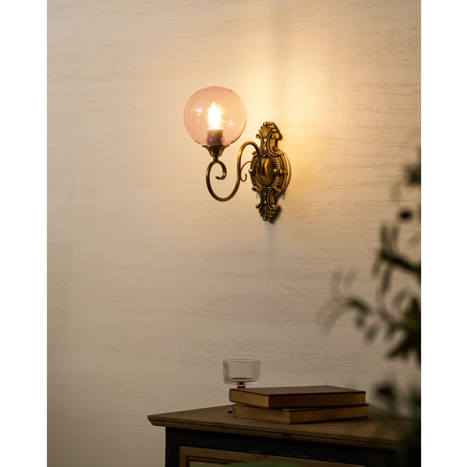 Lavinia Wall Lamp