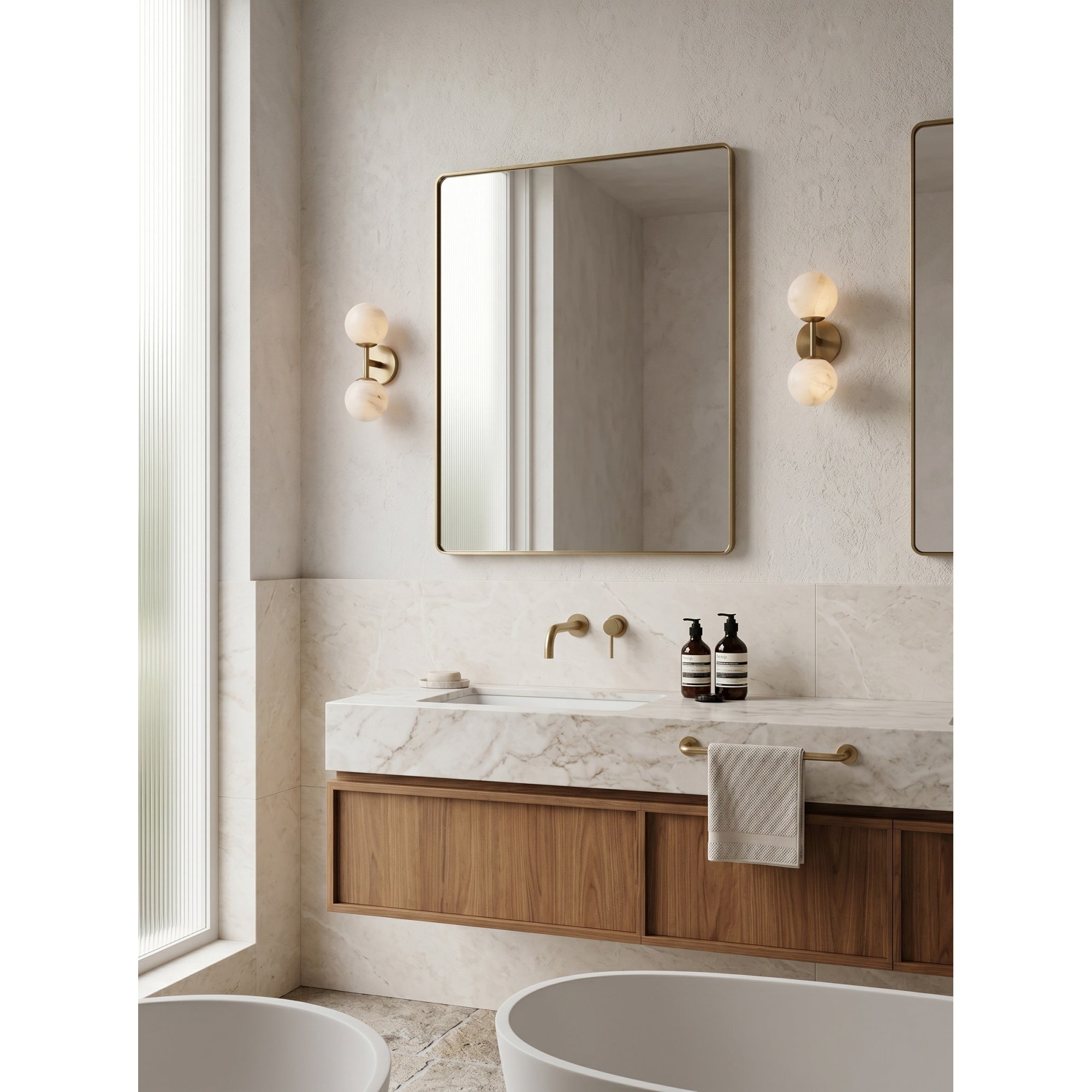 Ameliora Sconce
