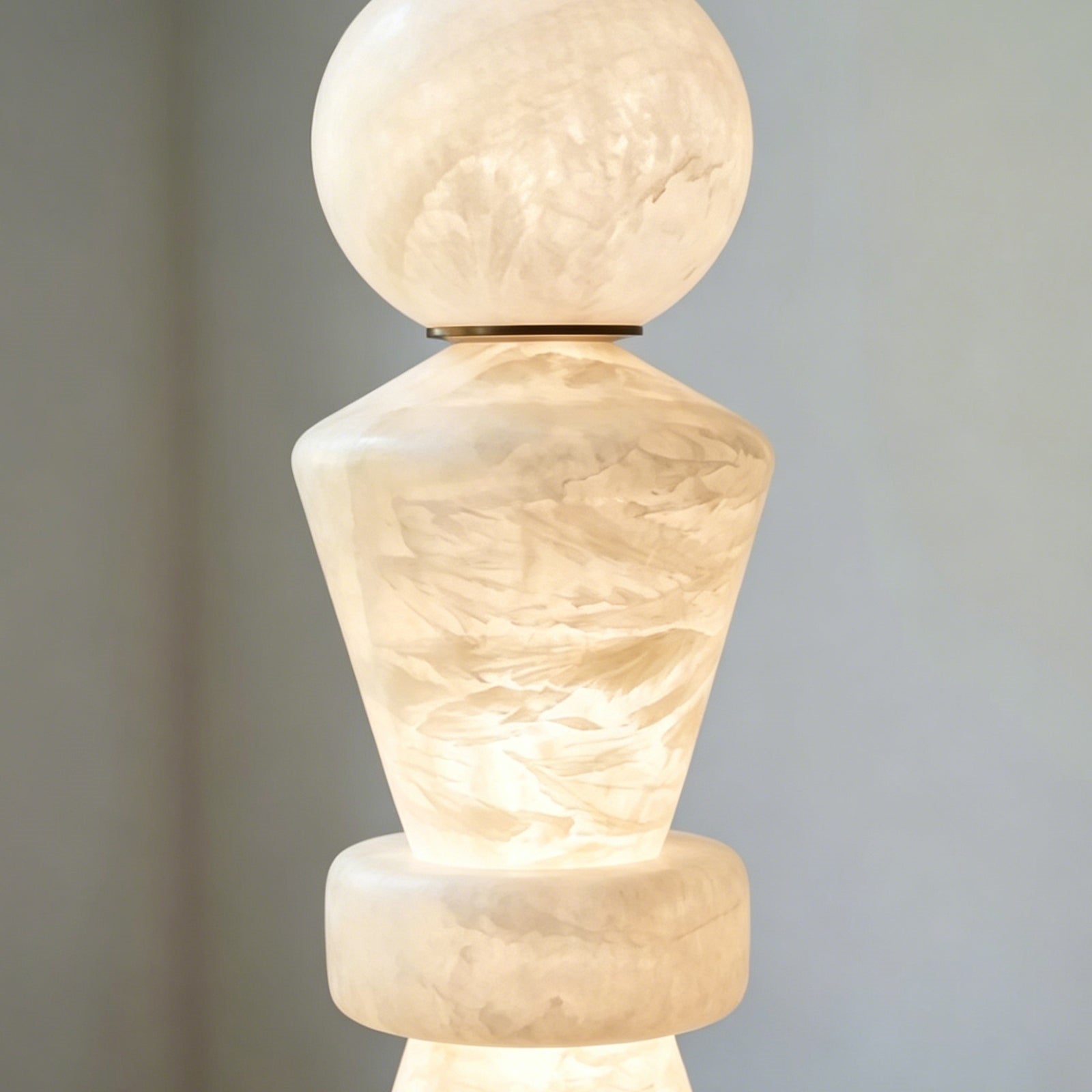 Renivira Floor Lamp