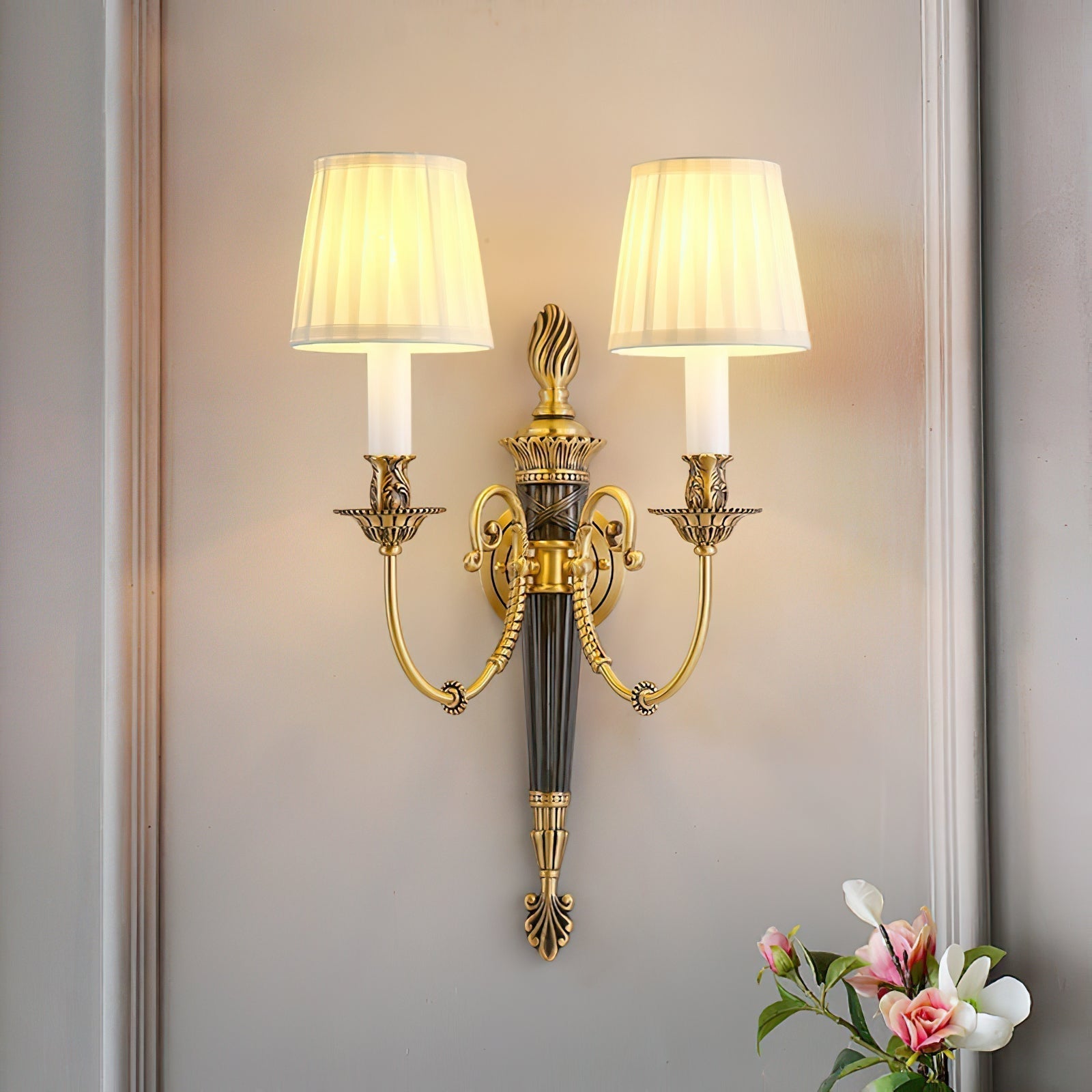 Victoria Wall Light