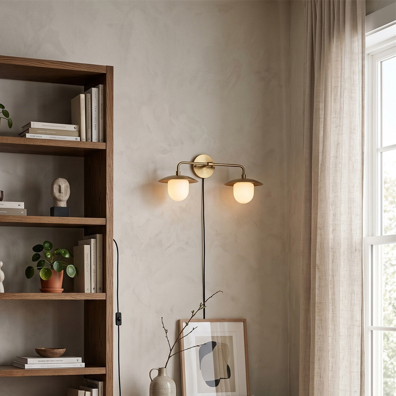 Aveniette Petite Plug-in Wall Sconce