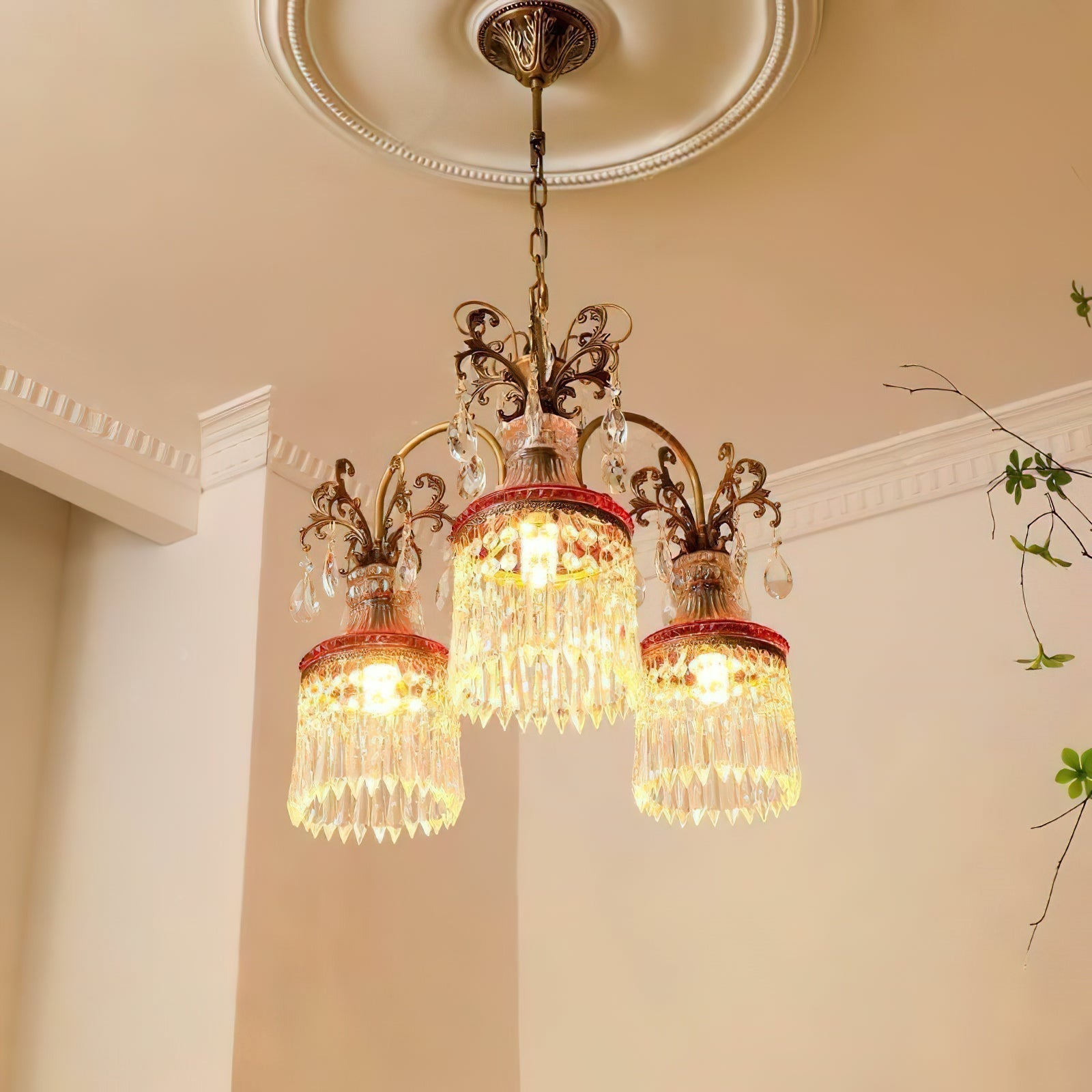 Aveniissa Chandelier