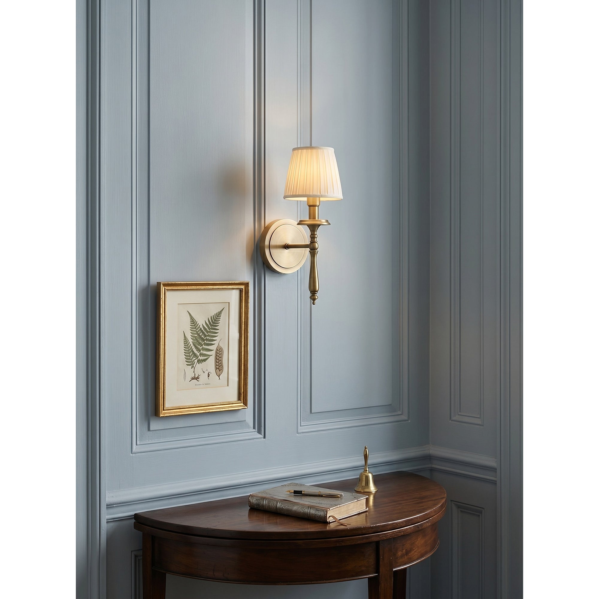 Velaview Brass Indoor Wall Light