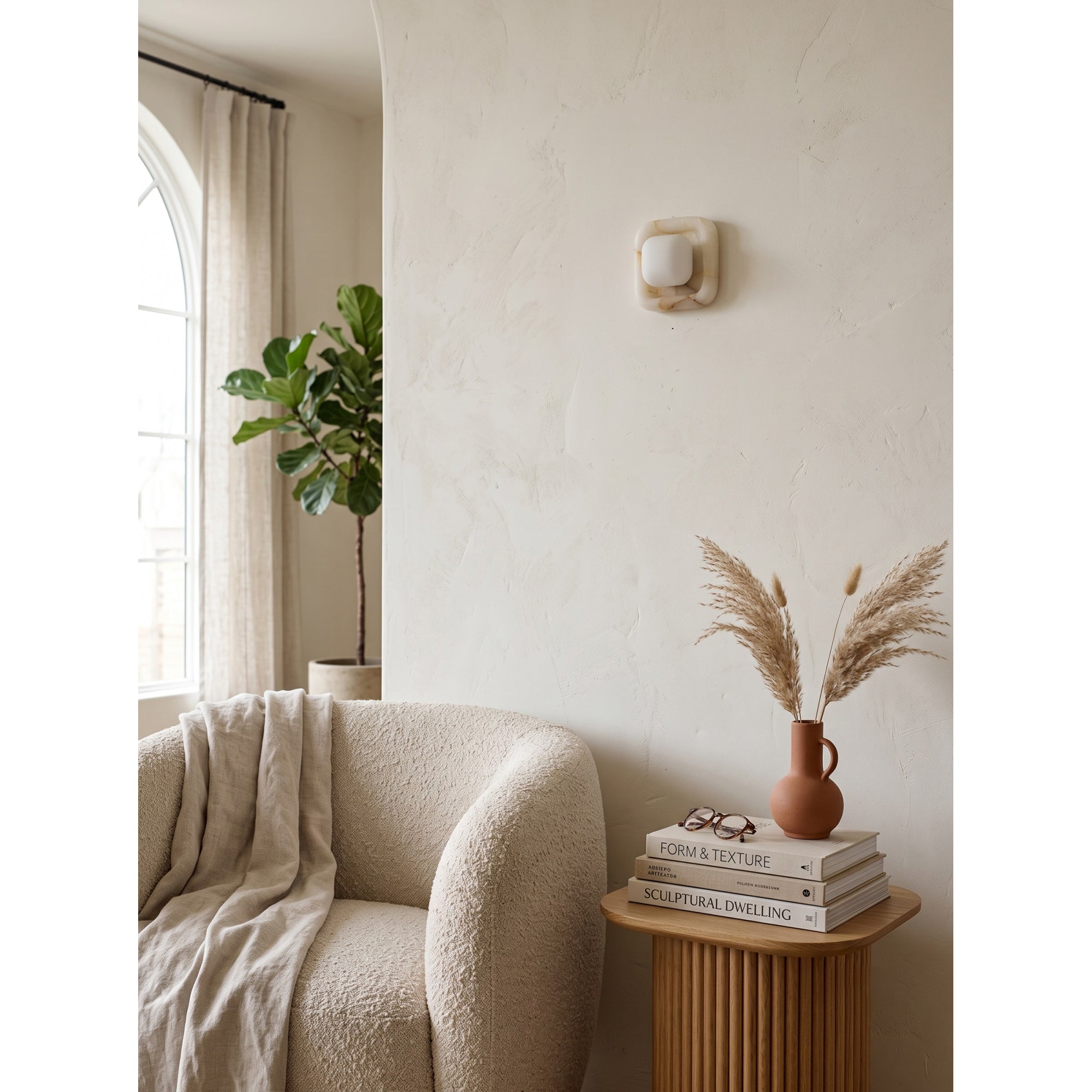 Velararia Wall Light