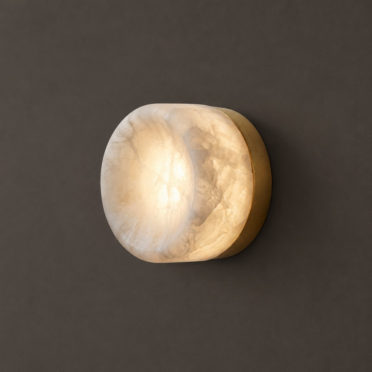 Viraivaine Wall Light