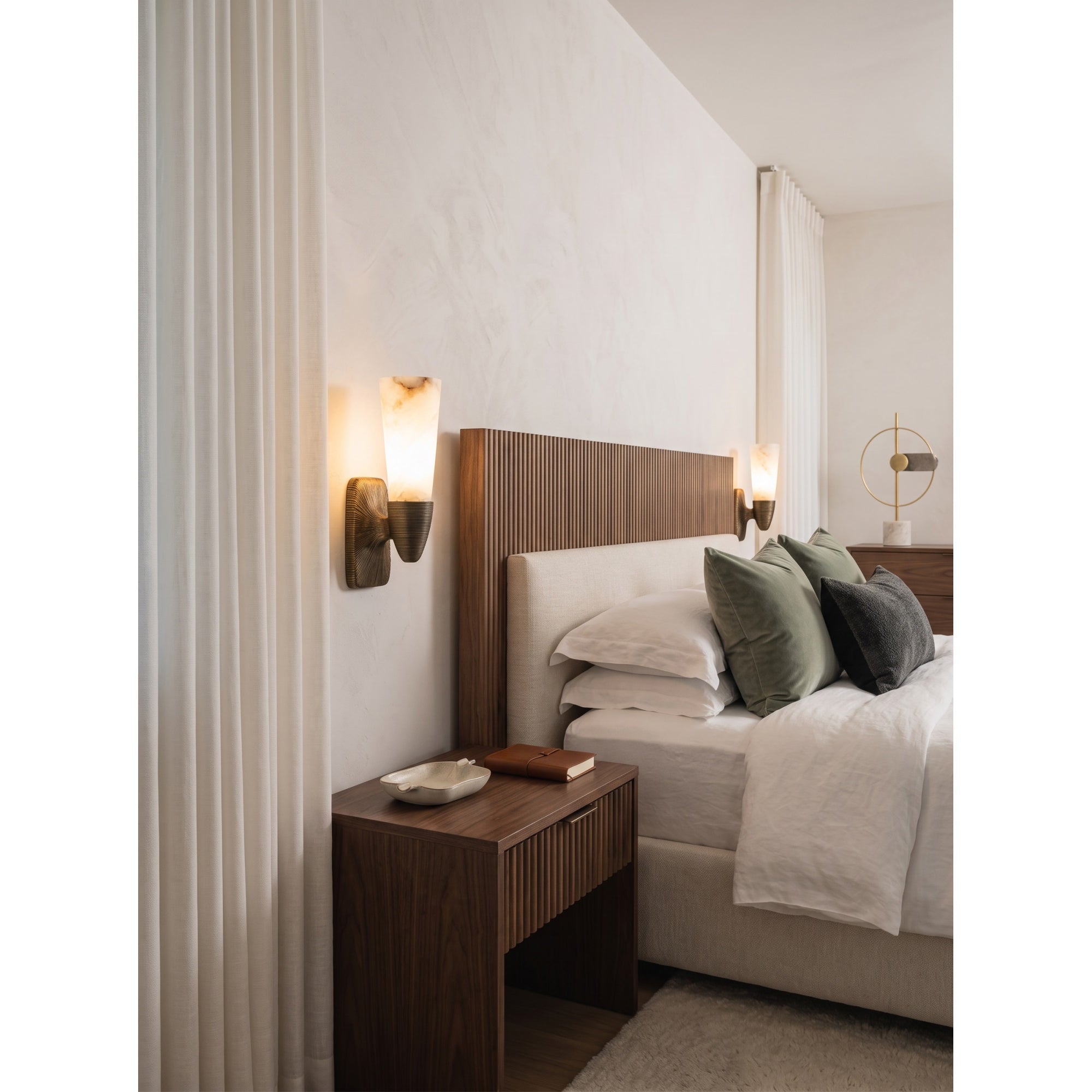 Sorenaine Wall Light