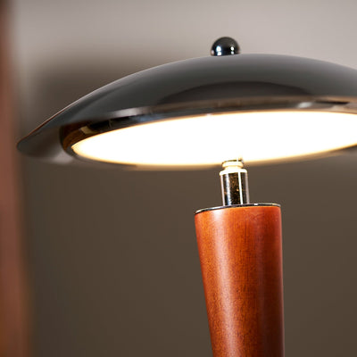 Veliseria Table Lamp