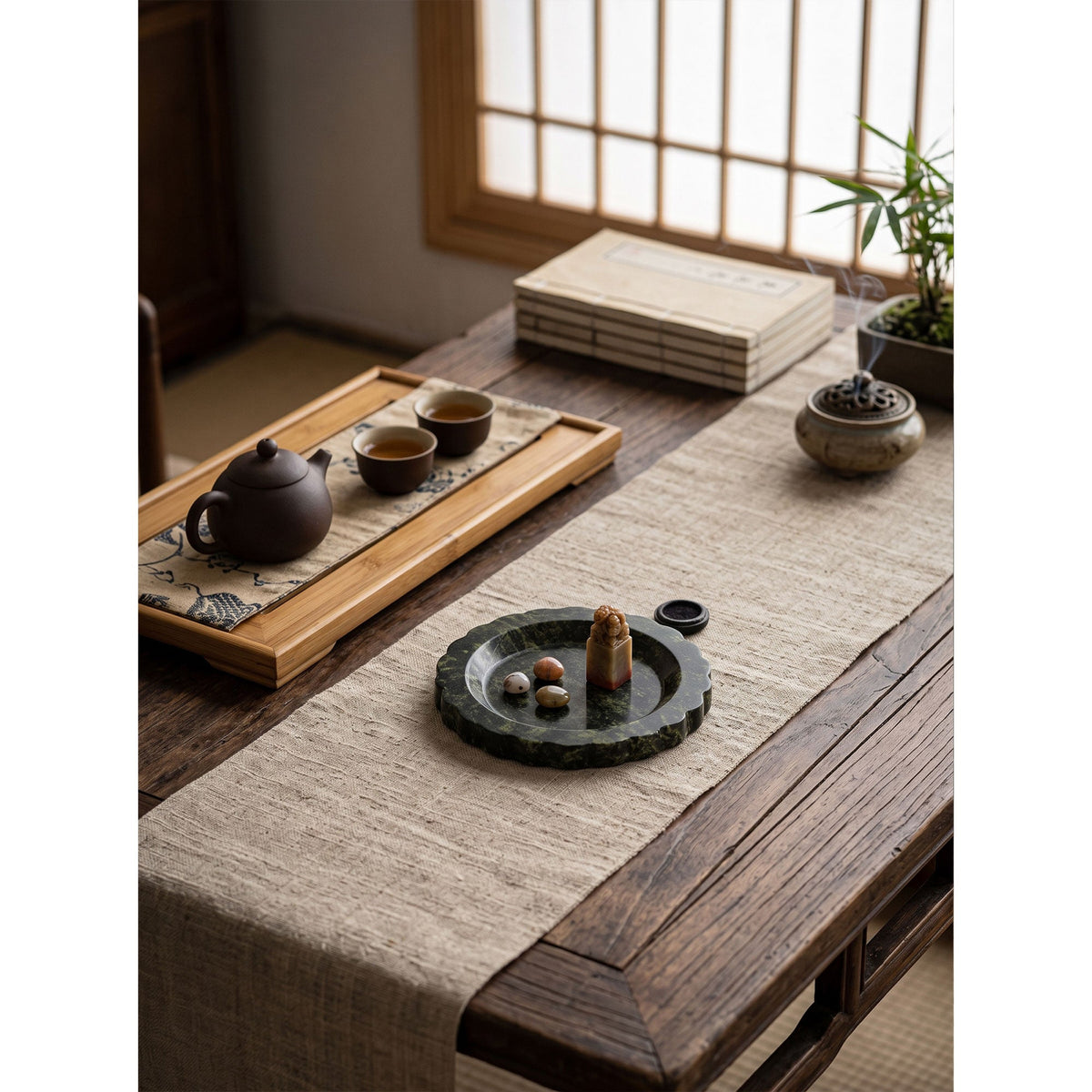 Wexhurst Scalloped Stone Tray