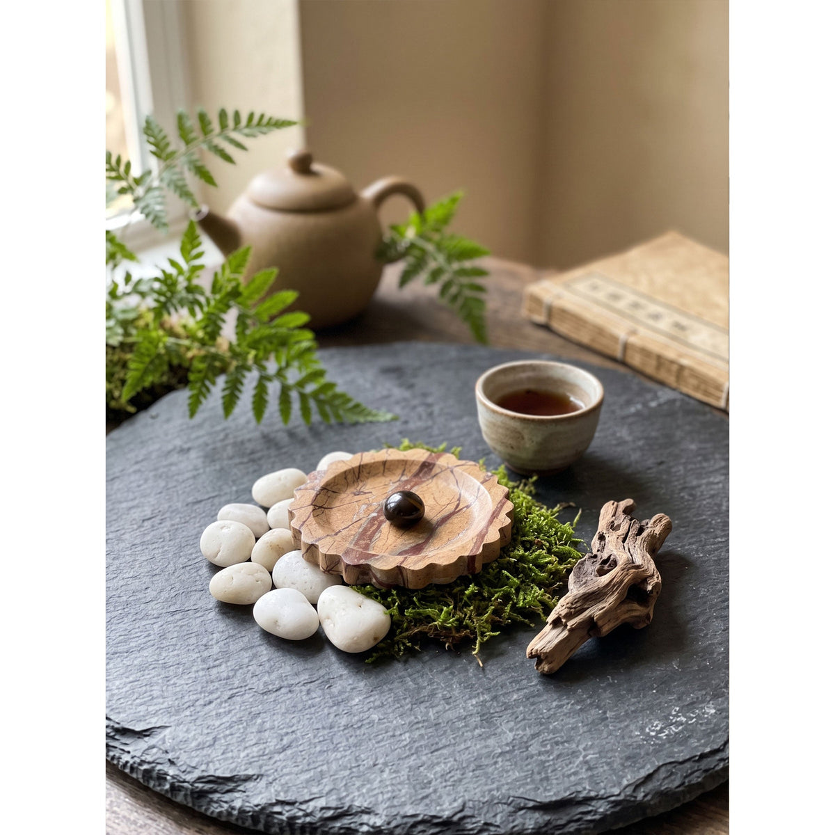 Wexhurst Scalloped Stone Tray
