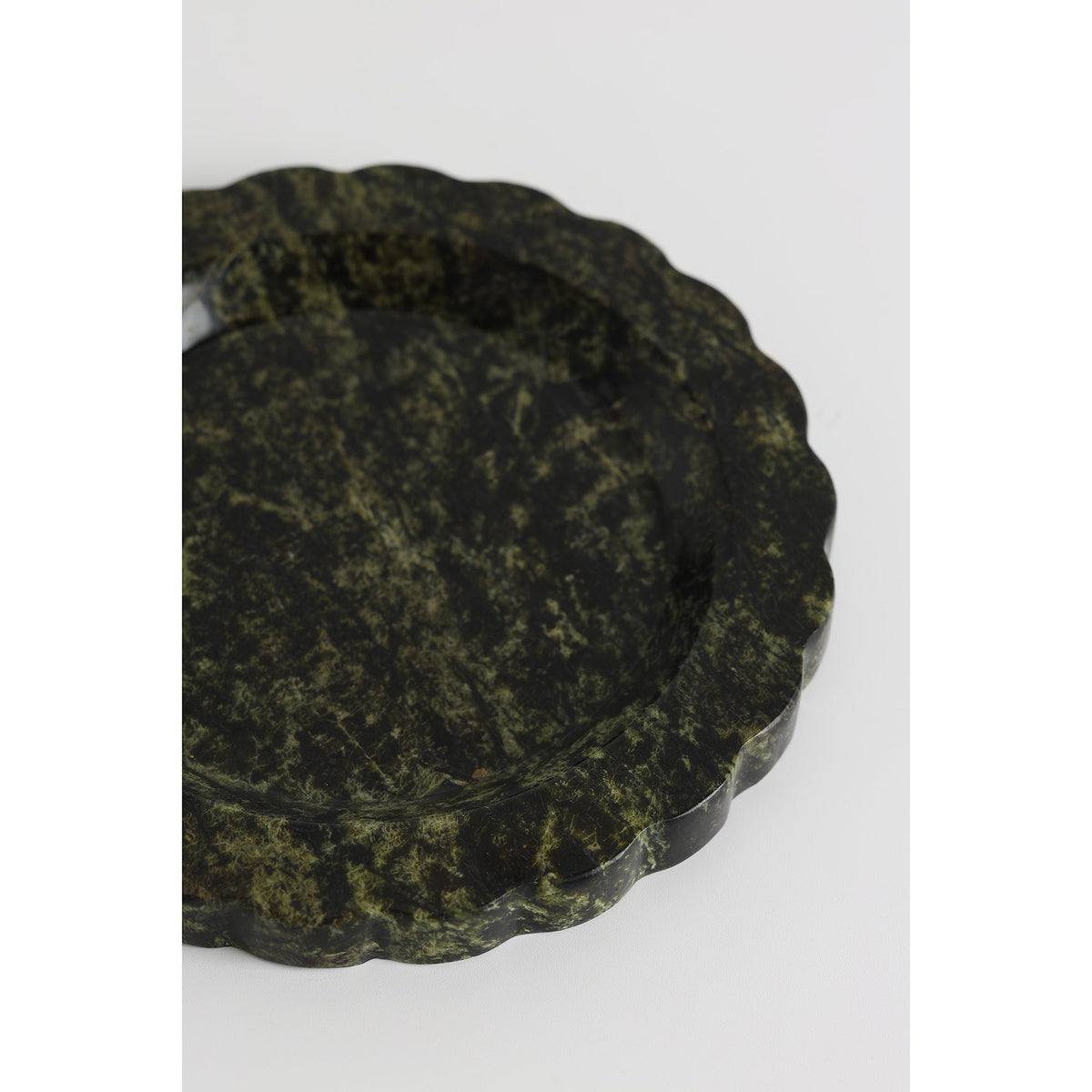 Wexhurst Scalloped Stone Tray
