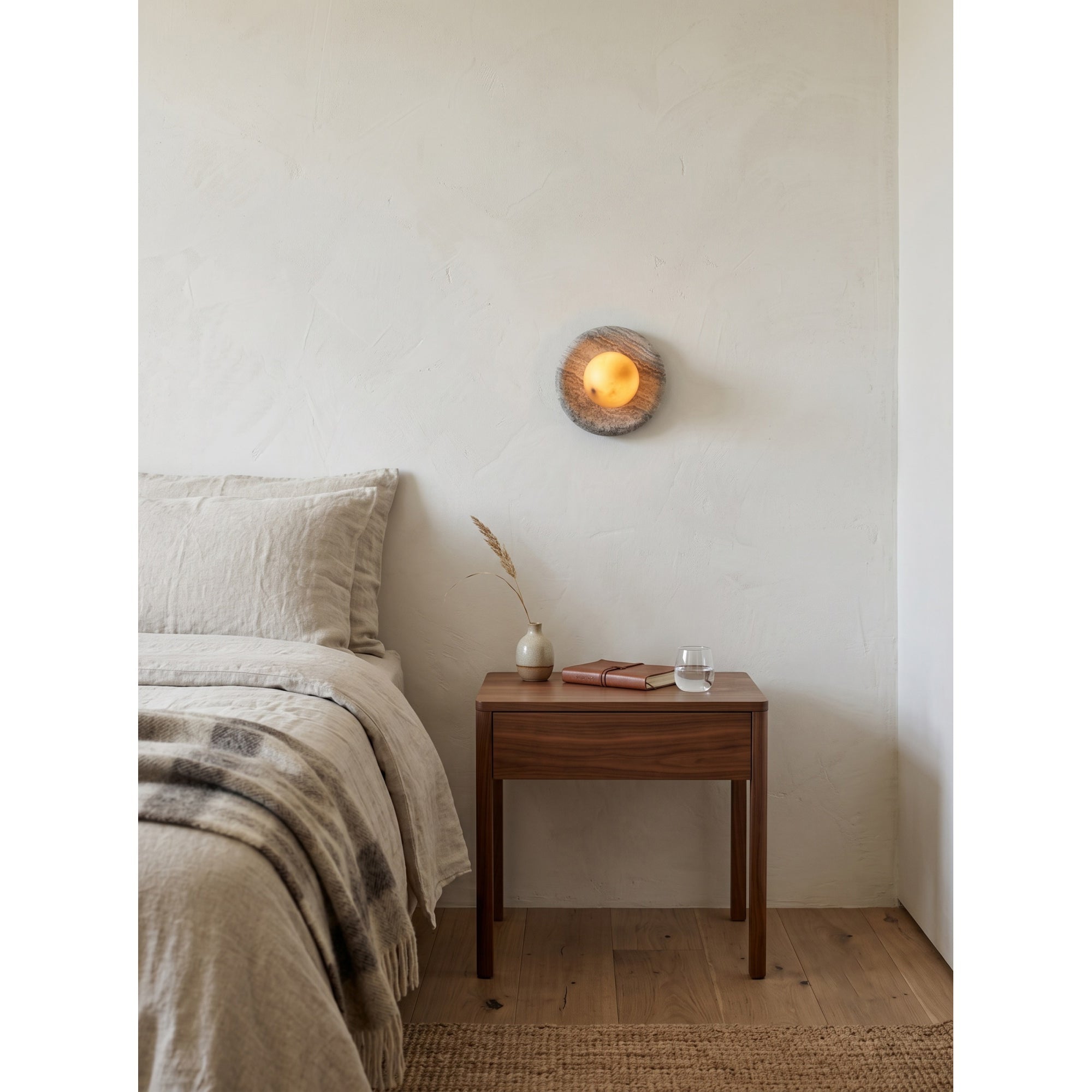 Avenoeria Wall Light