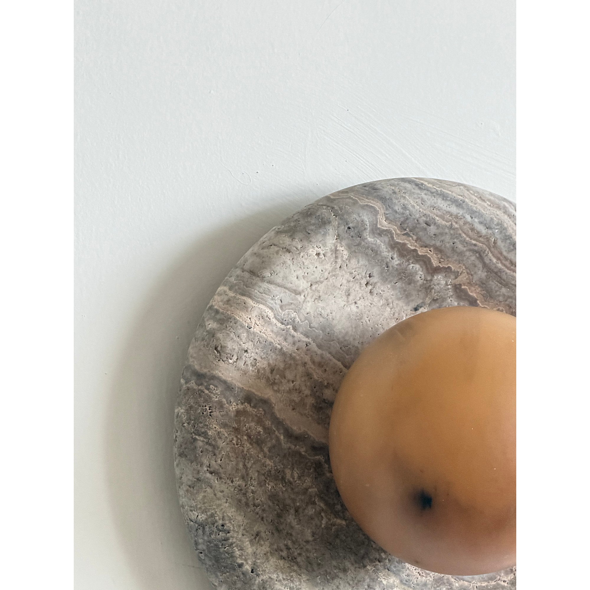 Avenoeria Wall Light