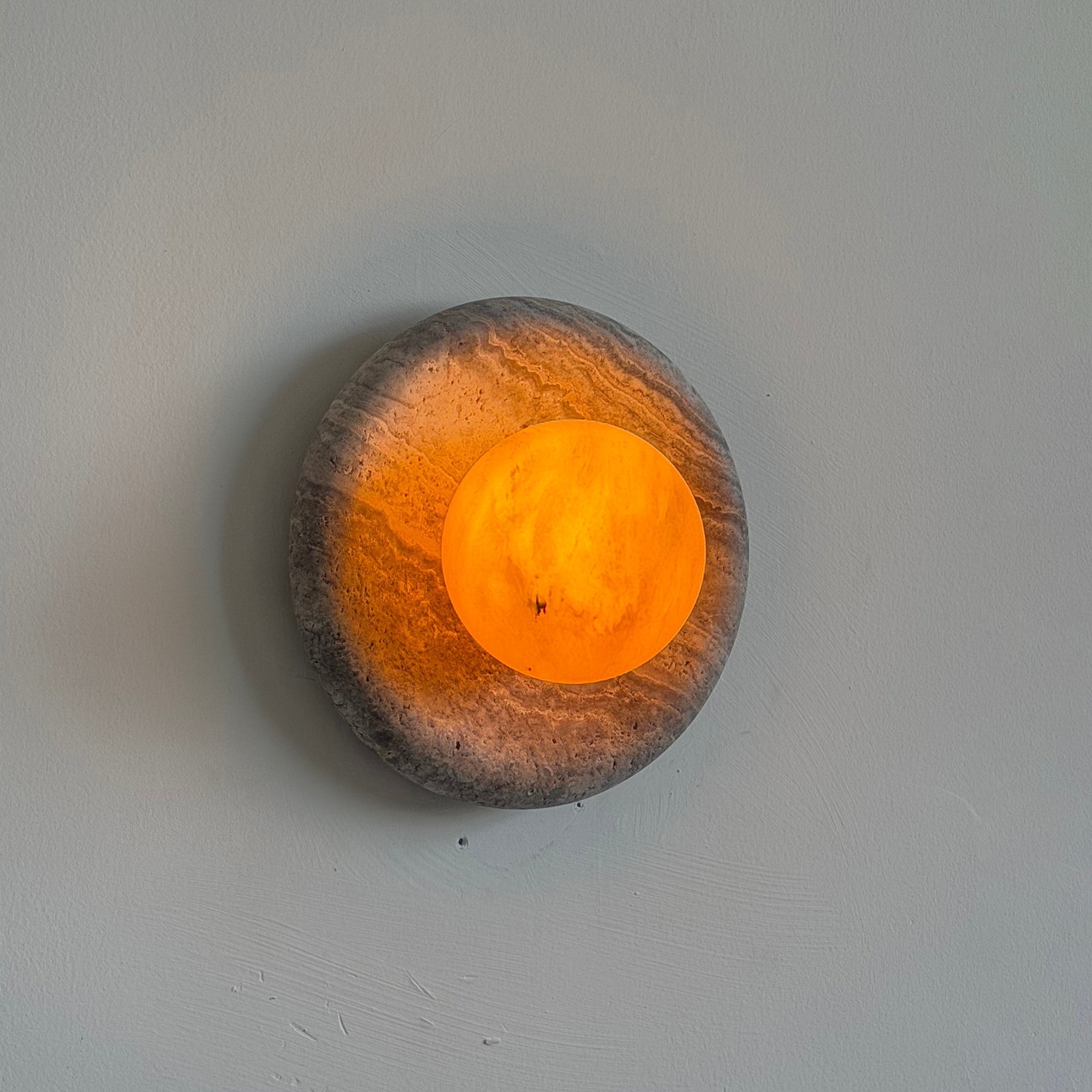 Avenoeria Wall Light