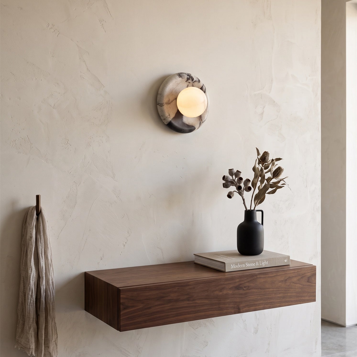 Avenoeria Wall Light