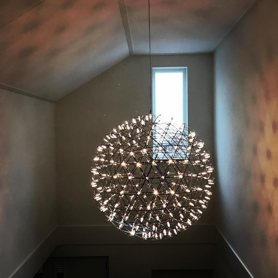 Sylvarin Gold Spark Ball Pendant Light