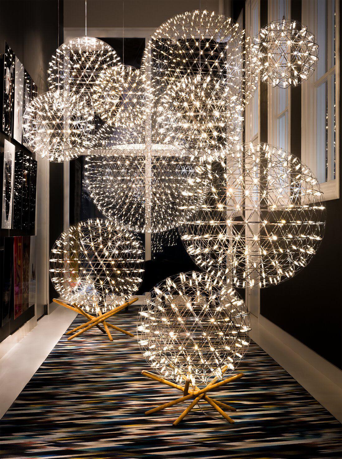 Sylvarin Gold Spark Ball Pendant Light