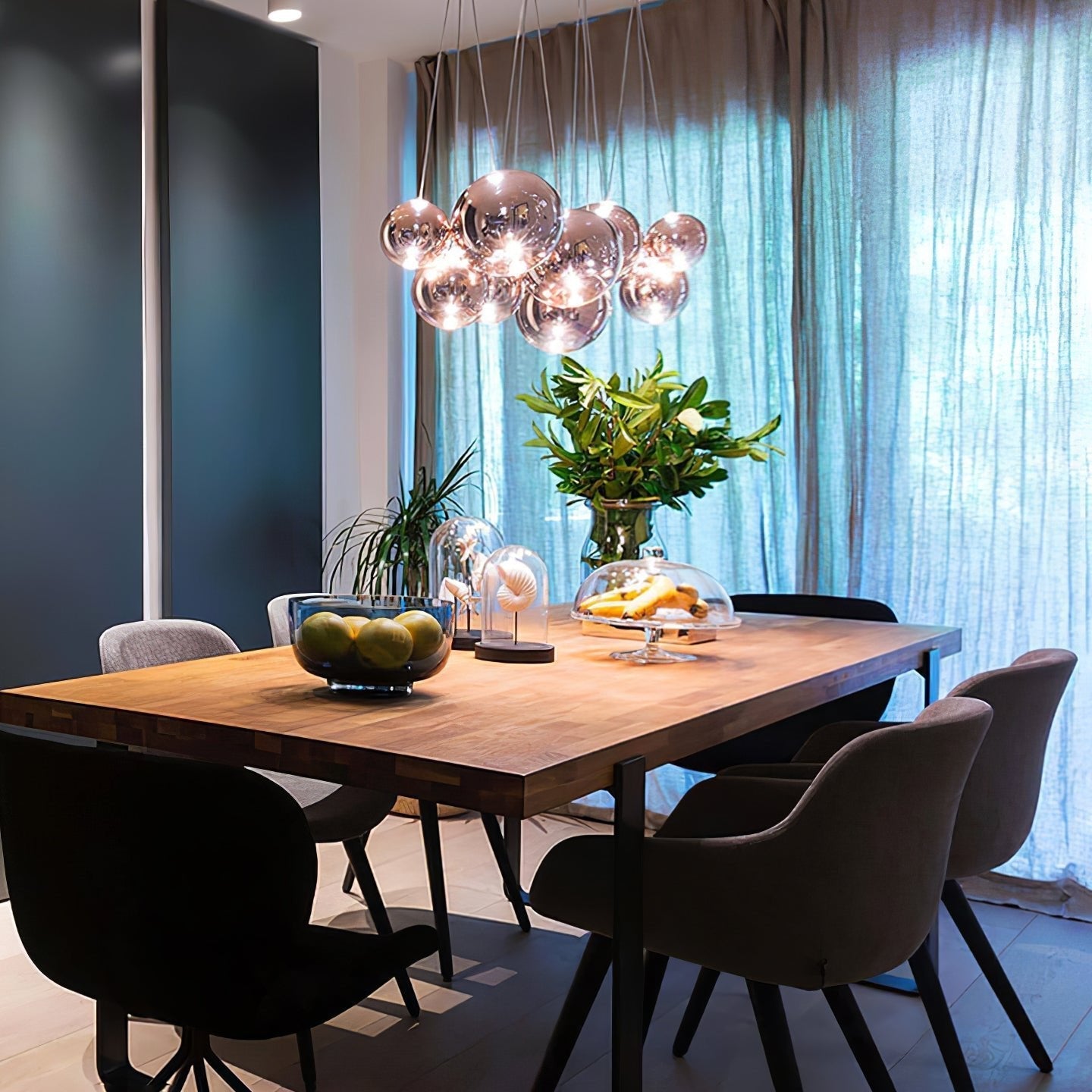 Cia Light Luxury Pendant Light