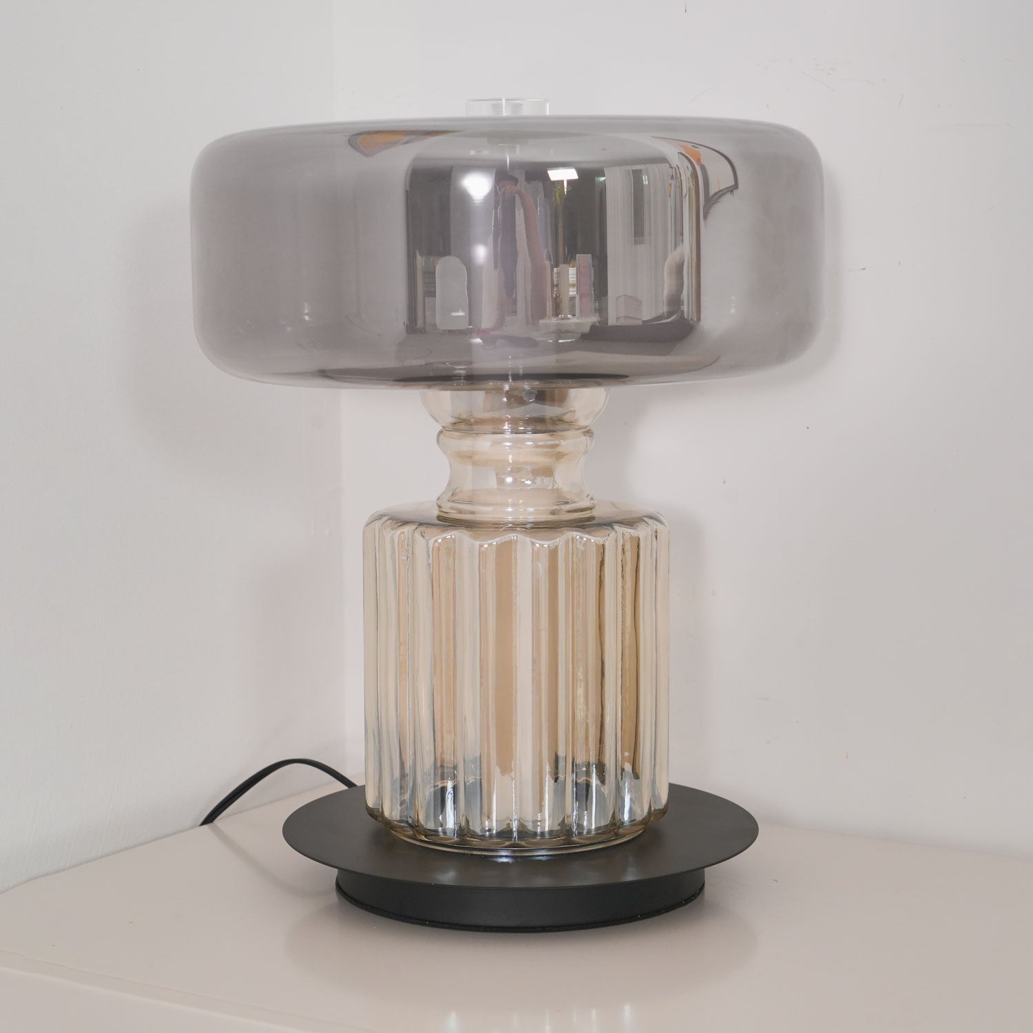Svora Modern Glass Table Lamp