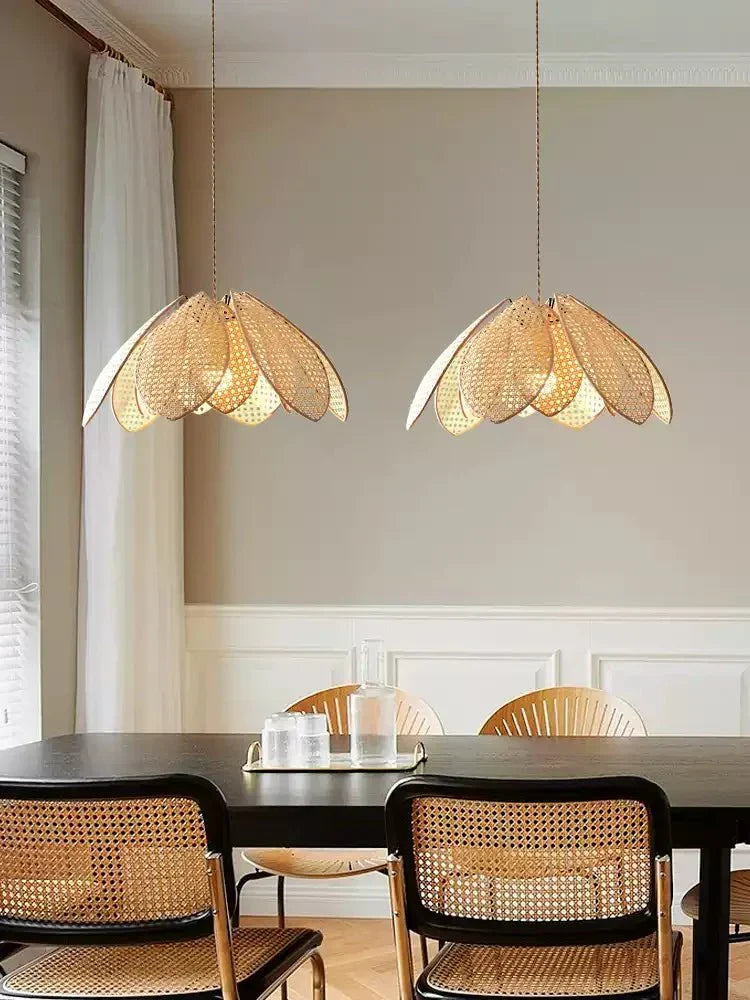 Rivalira Pendant Light