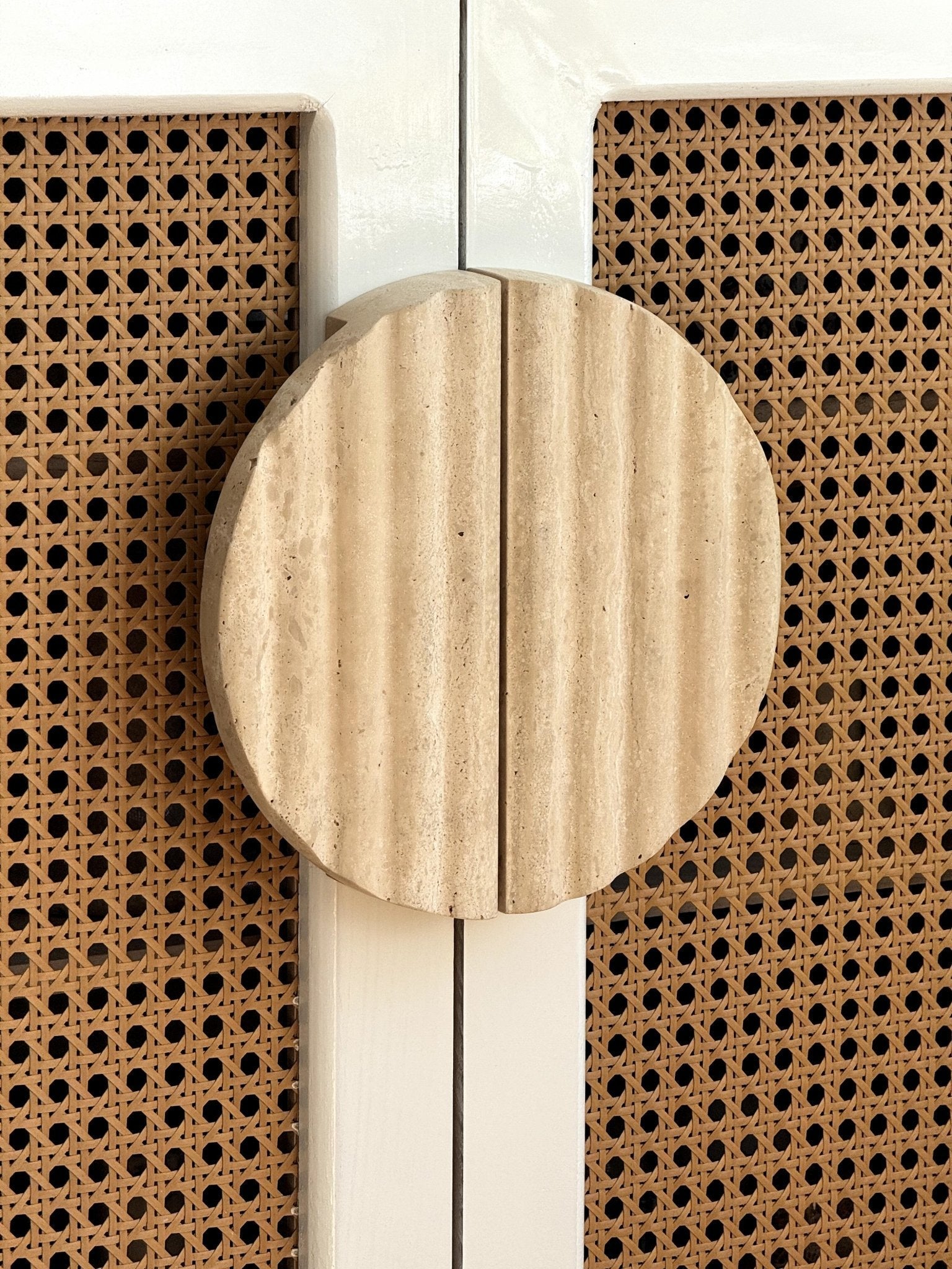 Ravina Ripple Pull Handle