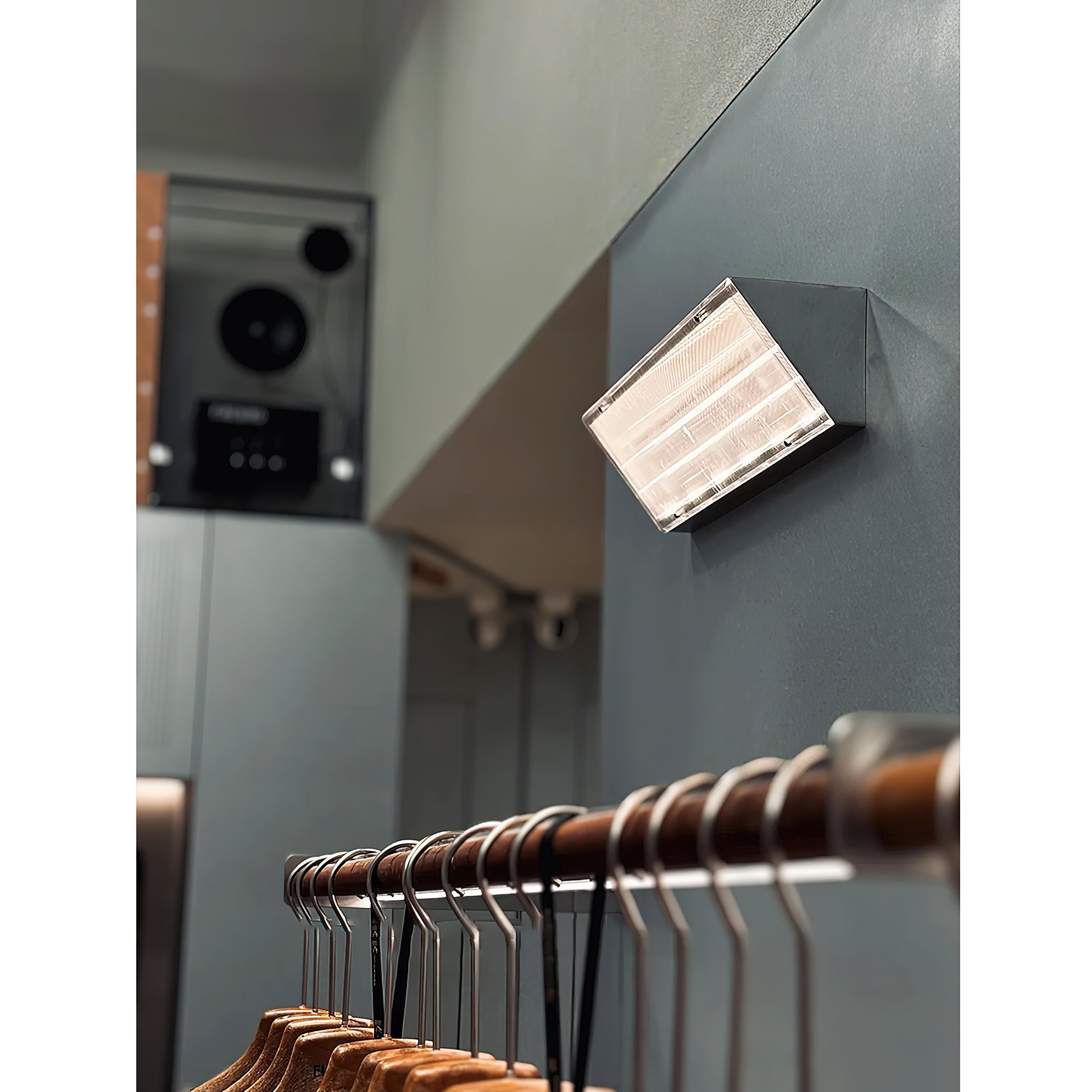 Recbox Wall Lamp