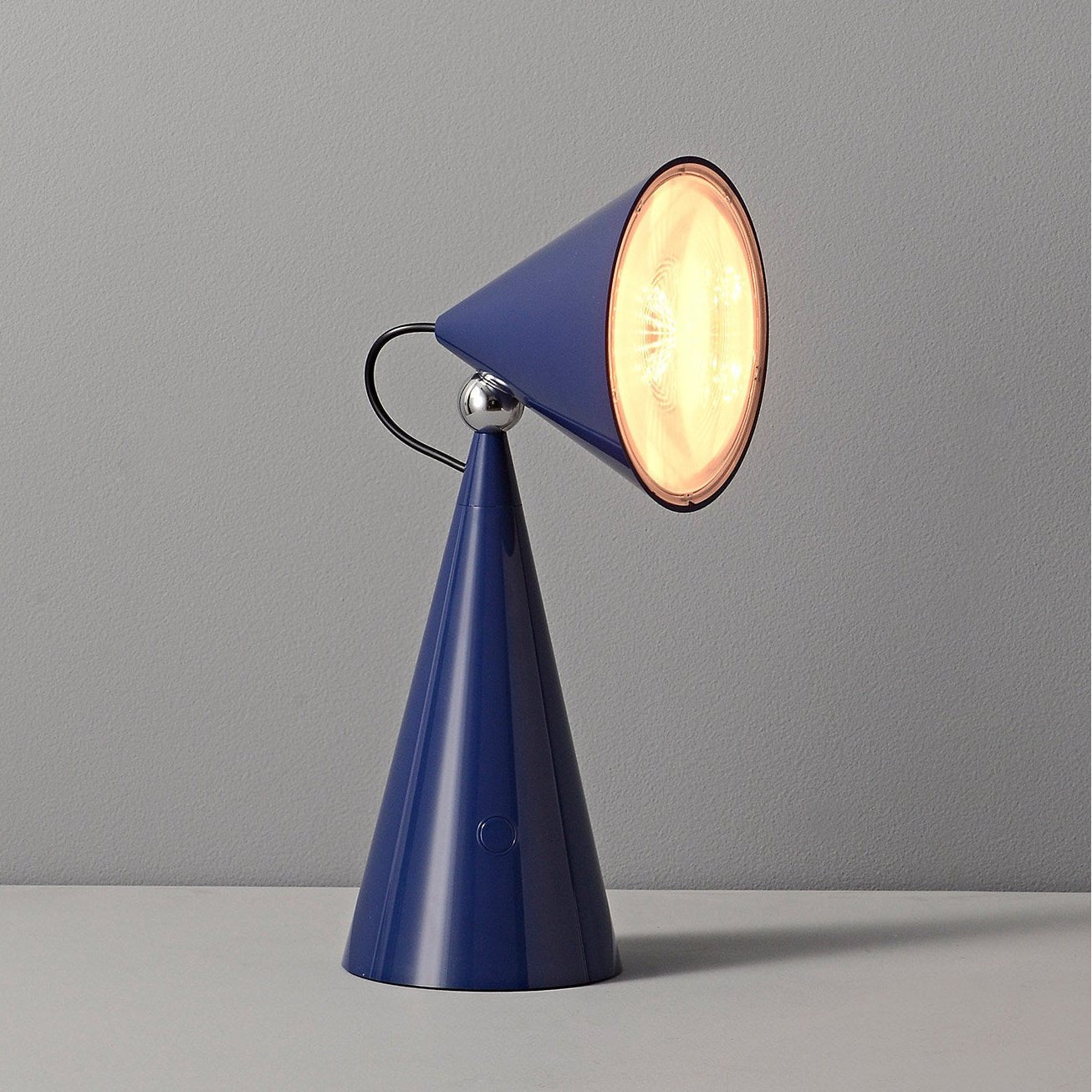 Rechargeable Cone Table Lamp