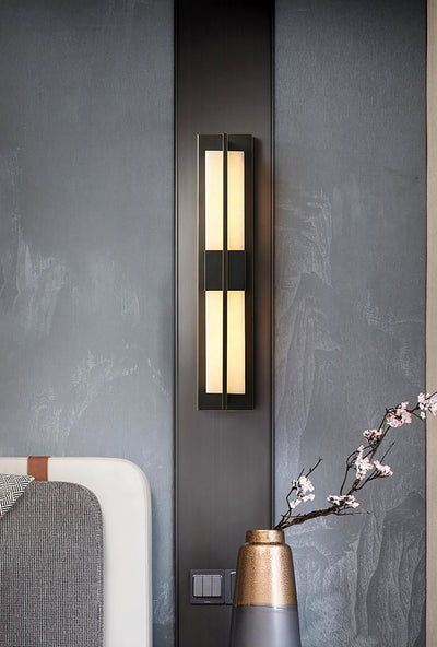Laxor Alabaster Brass Wall Light