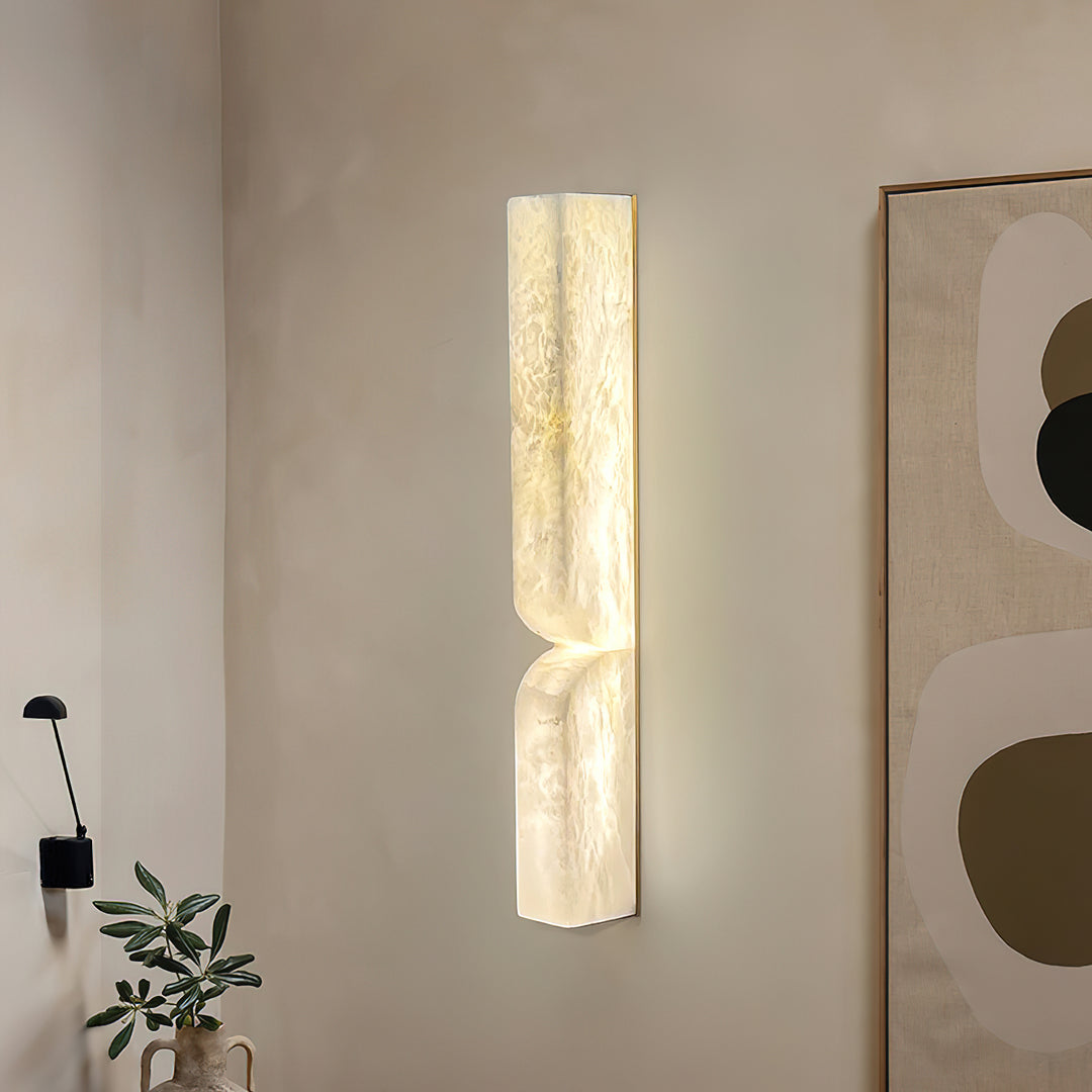 Lumivaria Wall Lamp