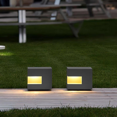 Aki Modern Acrylic Outdoor Light