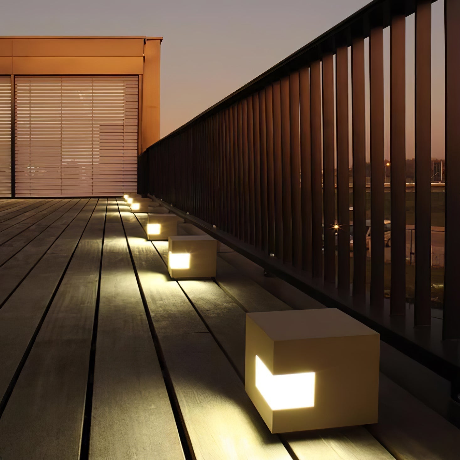 Aki Modern Acrylic Outdoor Light