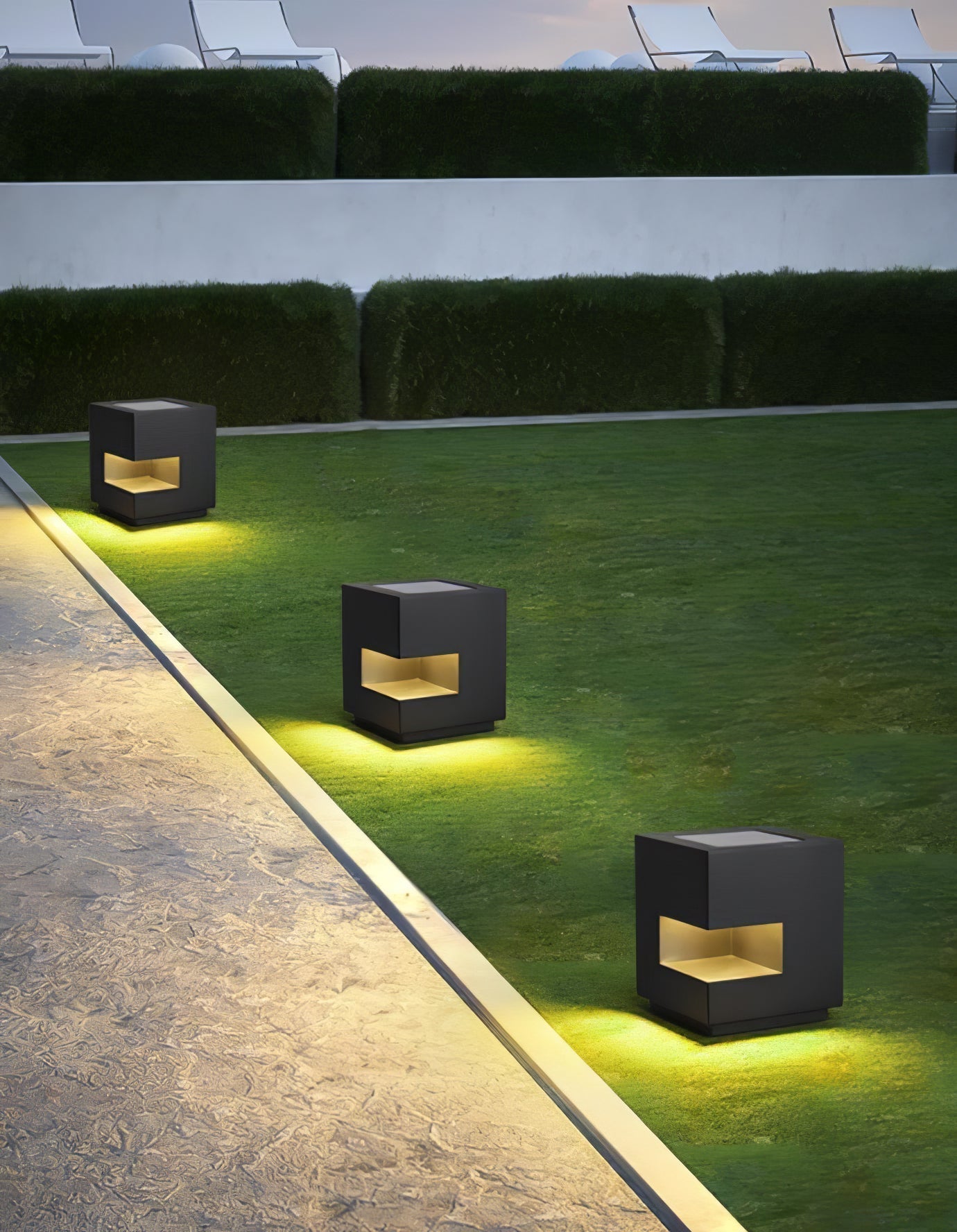 Aki Modern Acrylic Outdoor Light