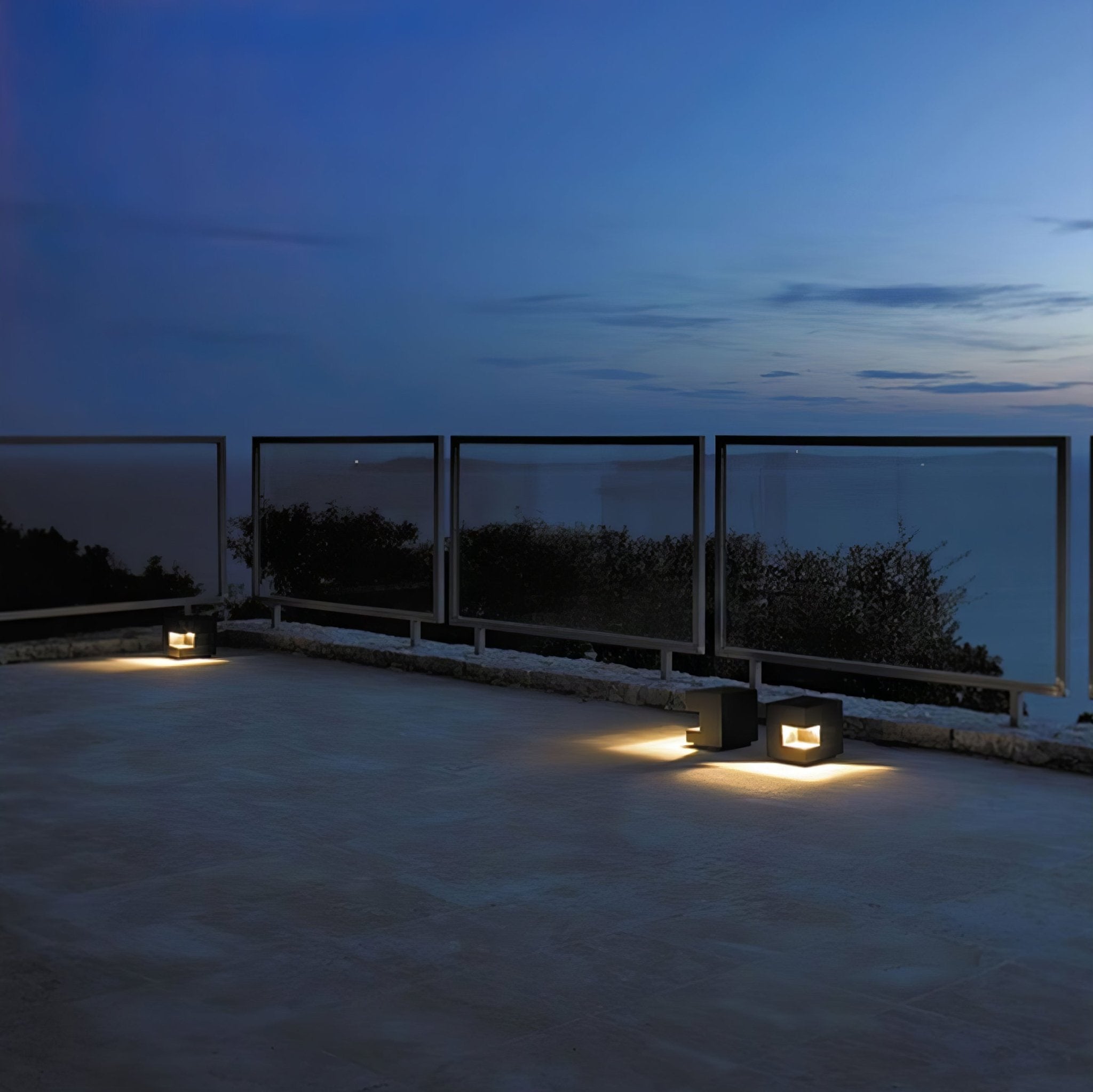 Aki Modern Acrylic Outdoor Light