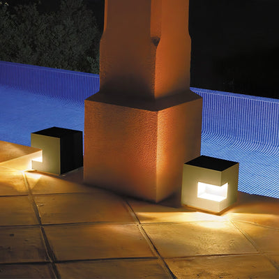 Aki Modern Acrylic Outdoor Light