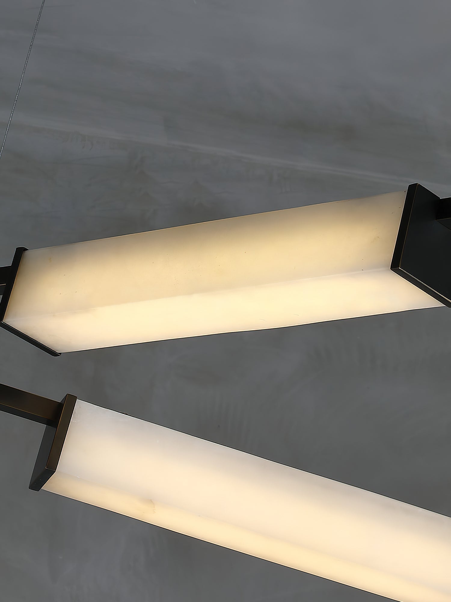 Renivissa Chandelier
