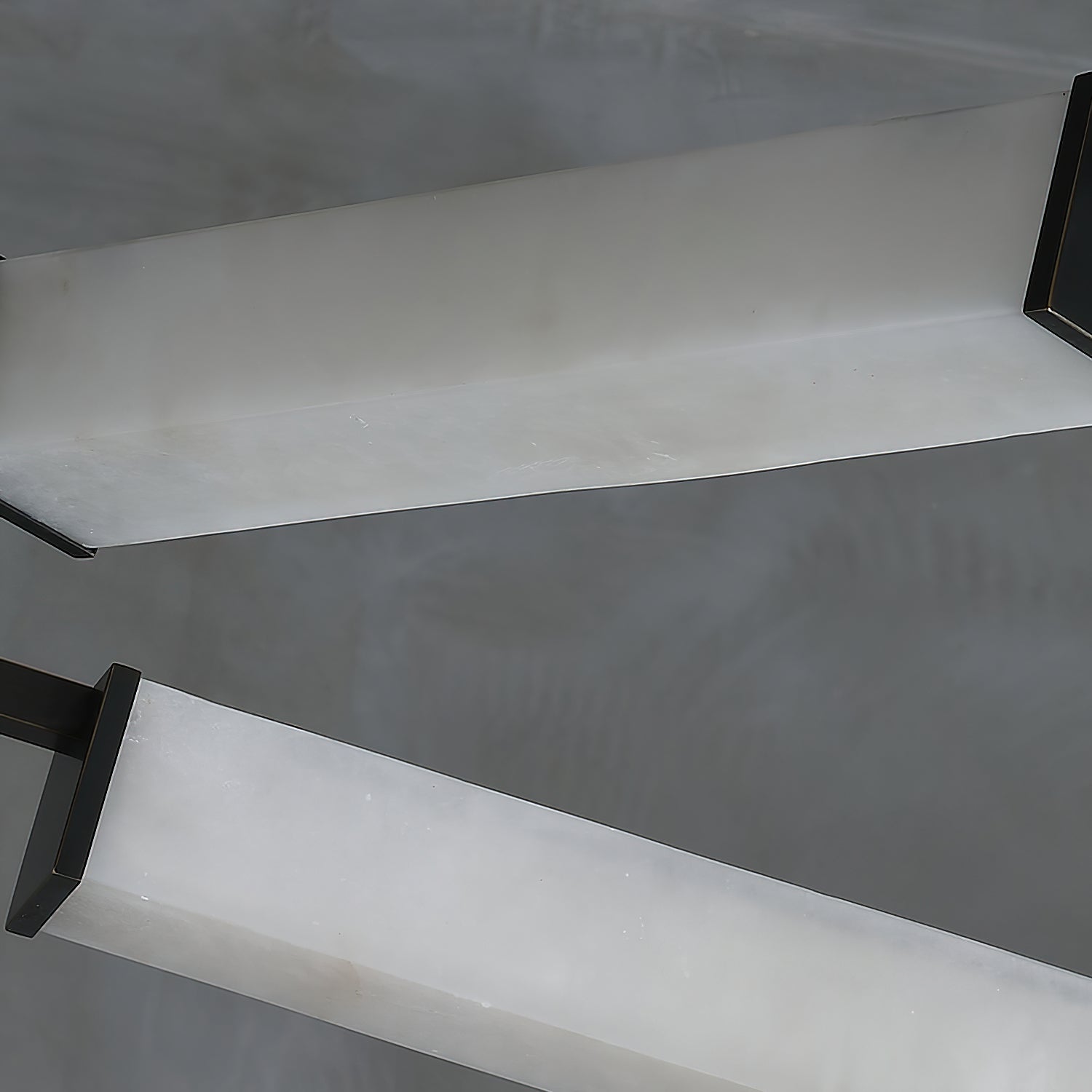Renivissa Chandelier