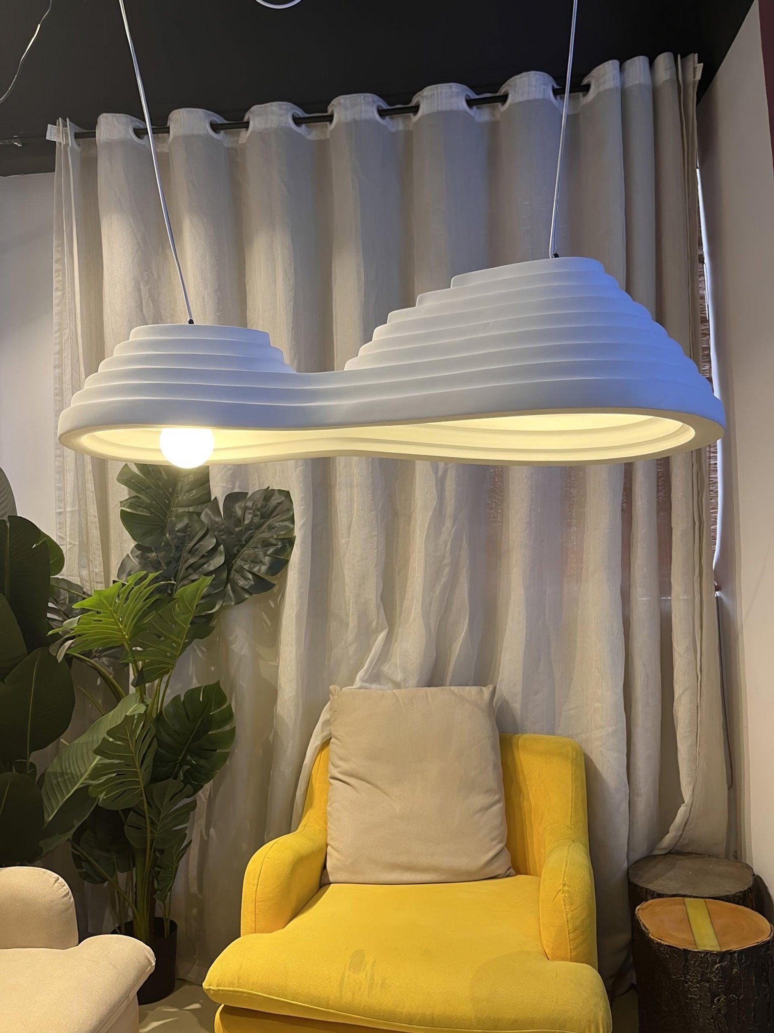 Niruise Minimalist Resin Pendant Lamp