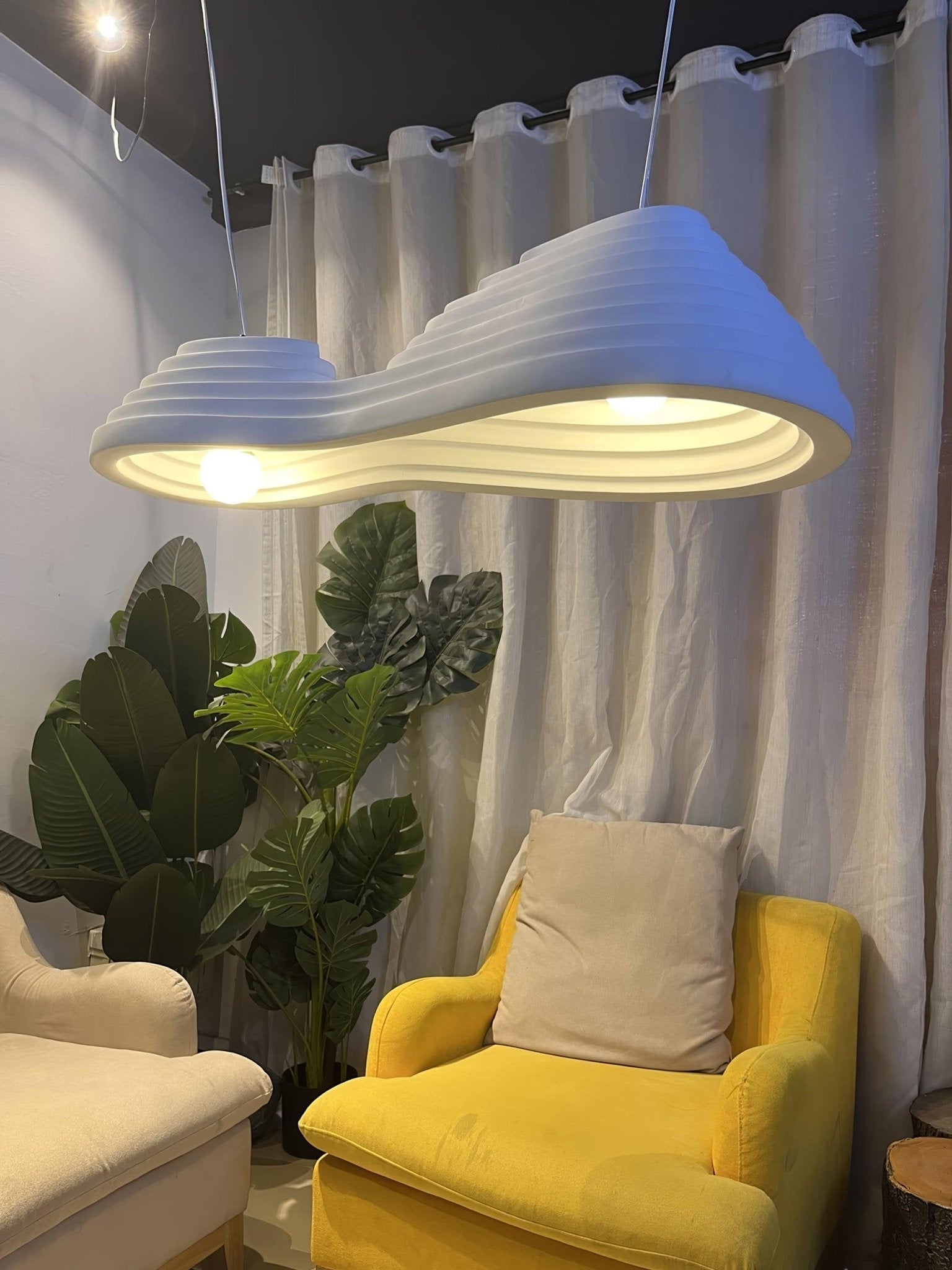 Niruise Minimalist Resin Pendant Lamp