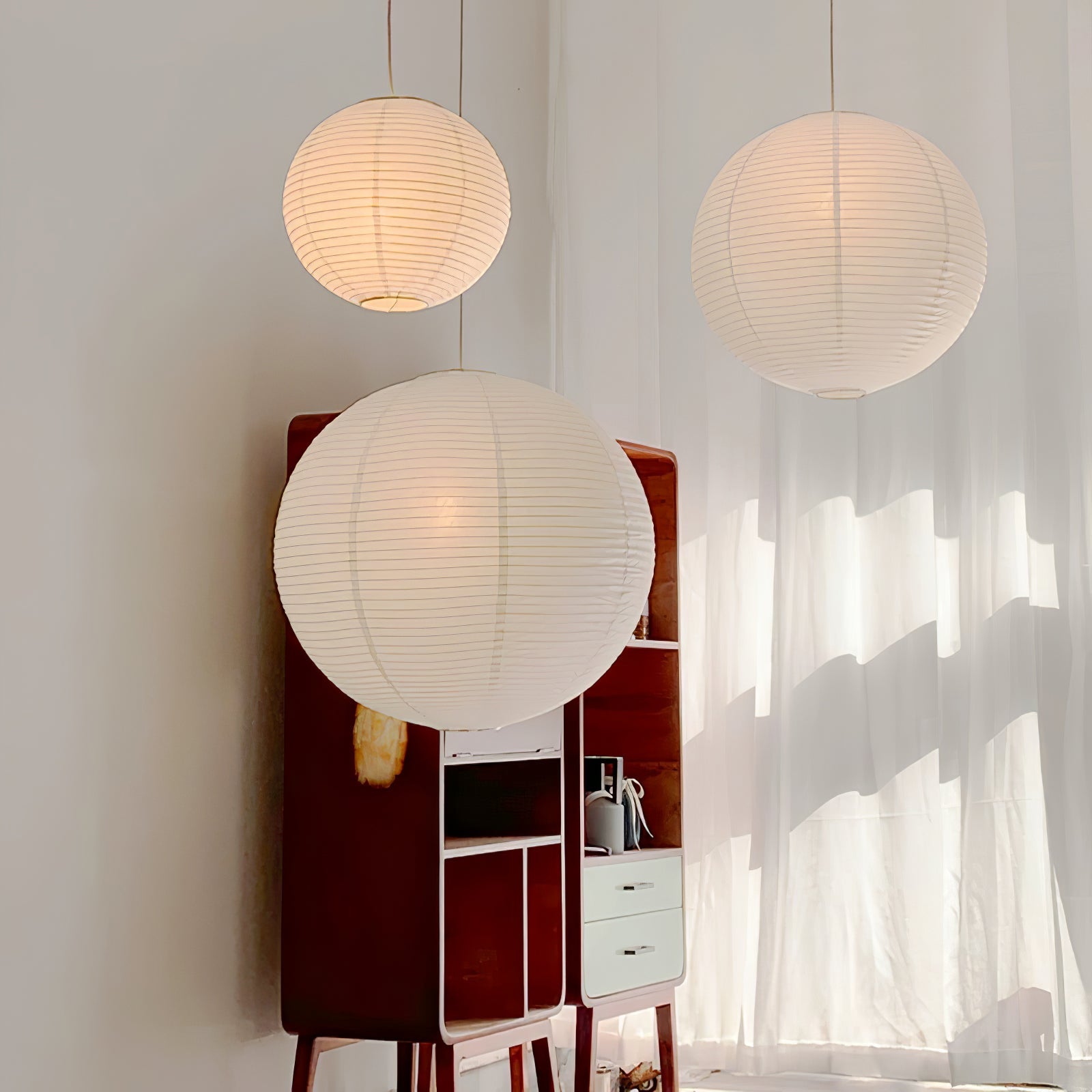 Beauwell Paper Globe White Plug Wire Pendant Light