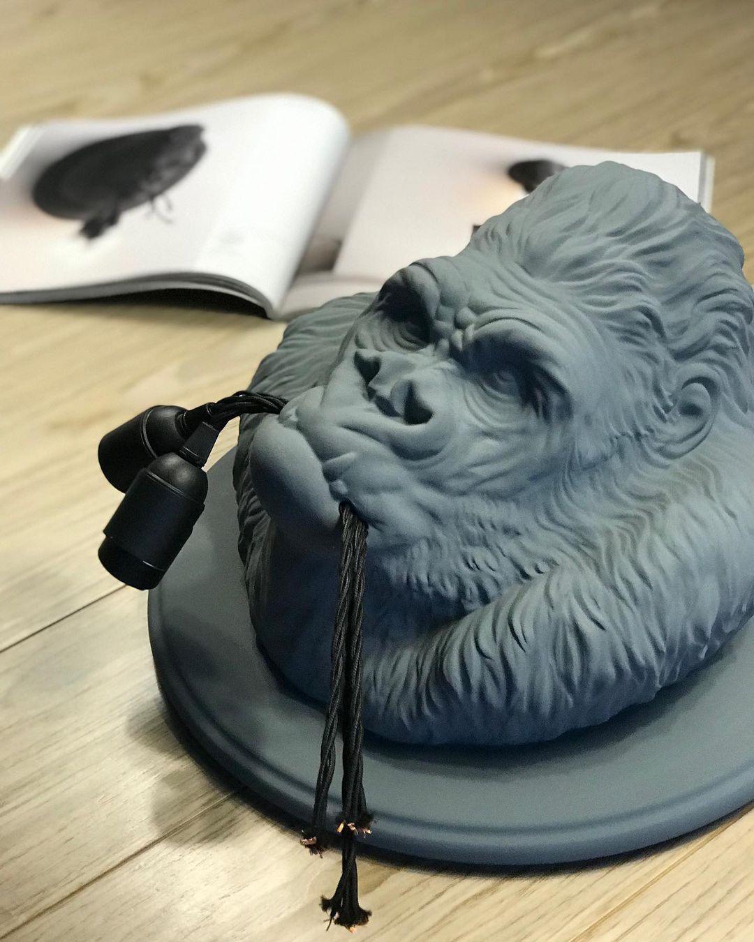 Emlen Premium Elegance Resin Sconce Wall Lamp