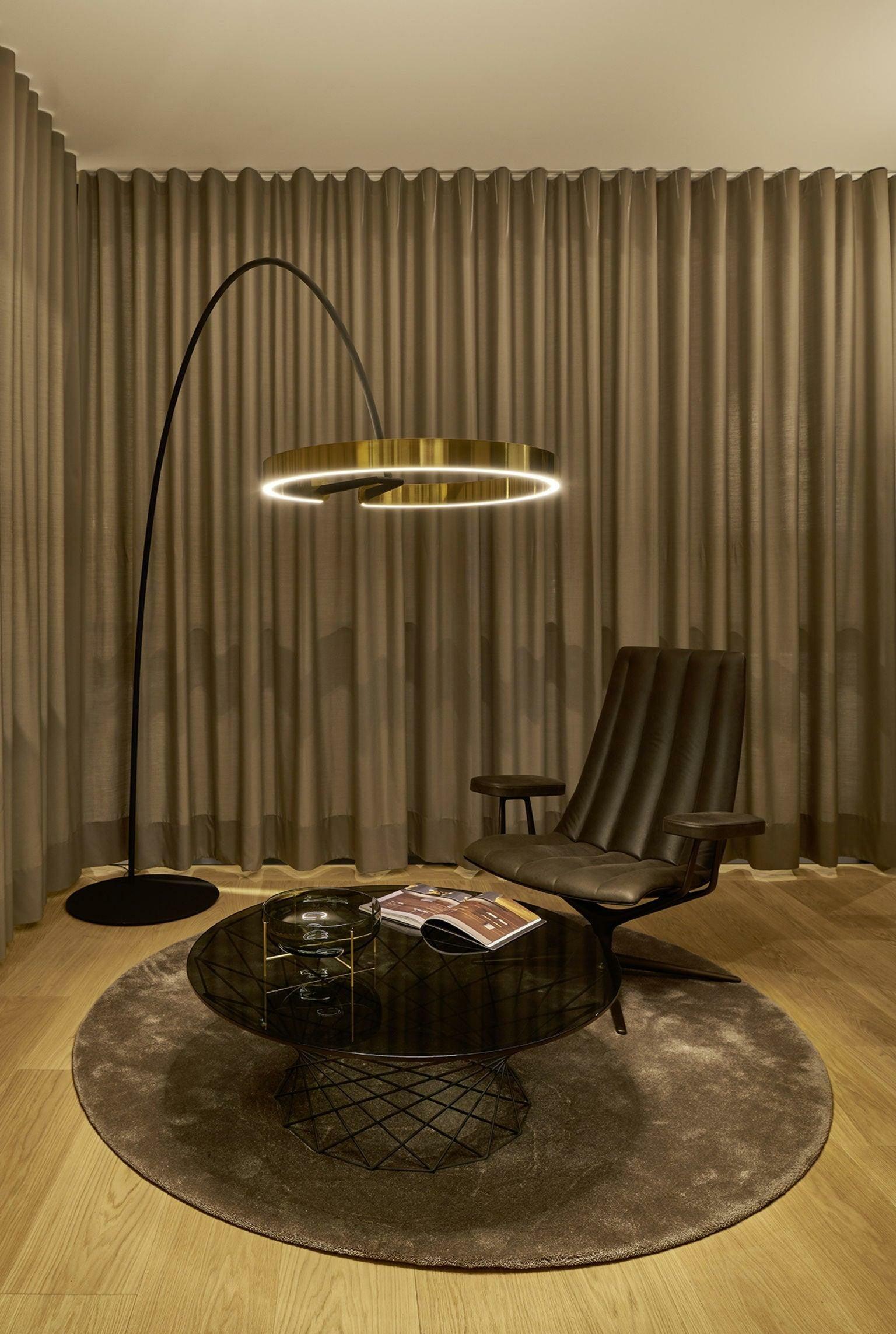 Rondy Minimalist Floor Lamp