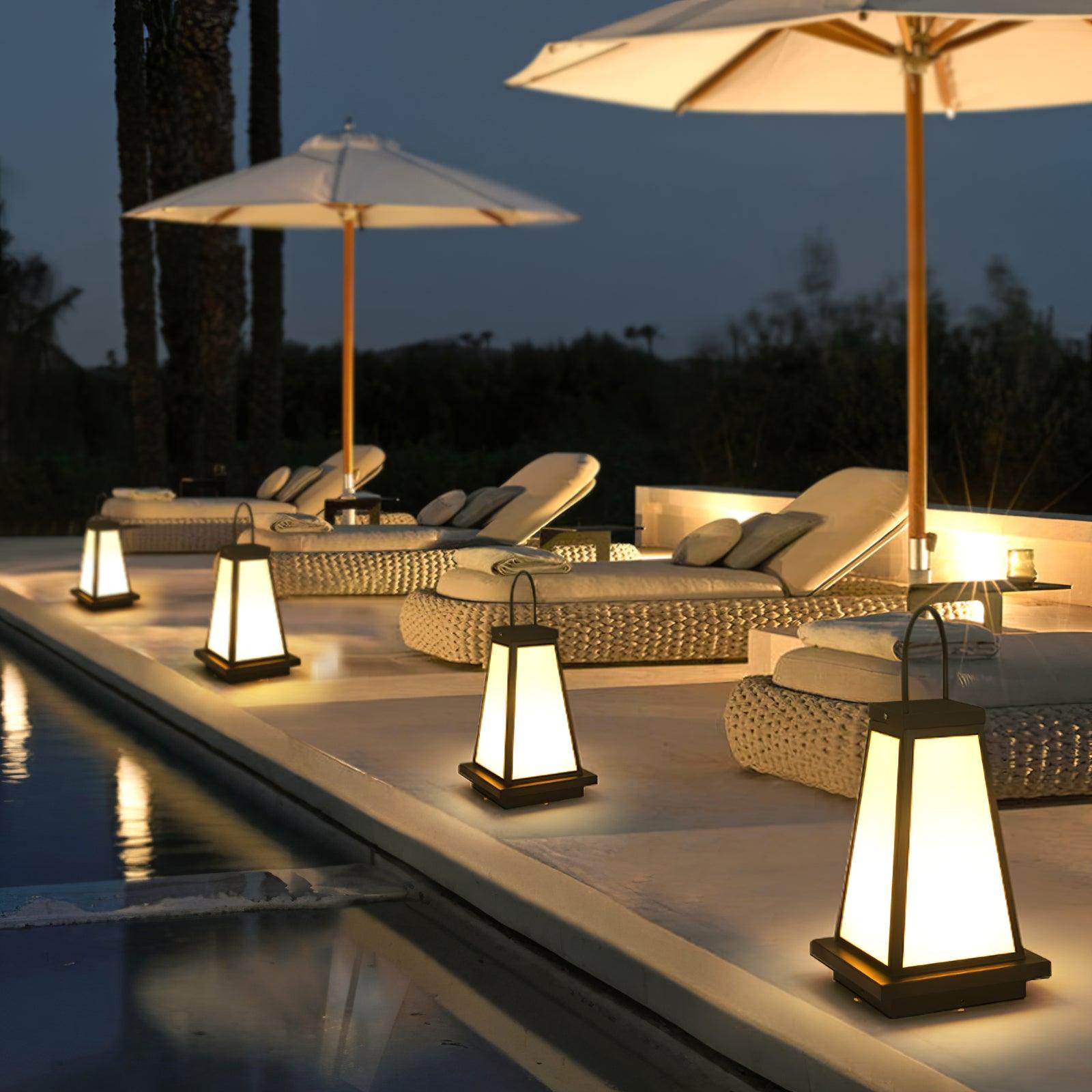 Cilo Minimalist Outdoor Light