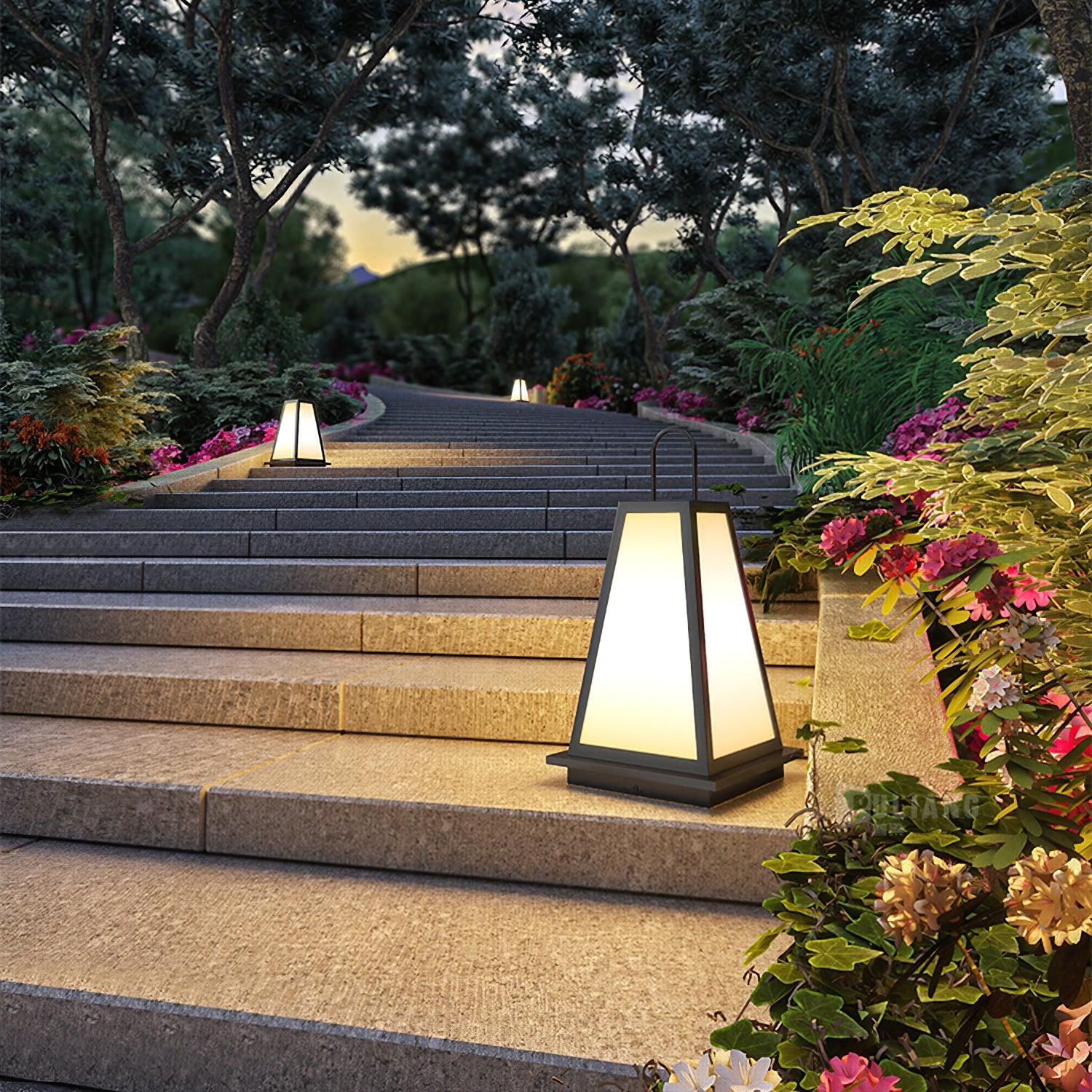 Cilo Minimalist Outdoor Light