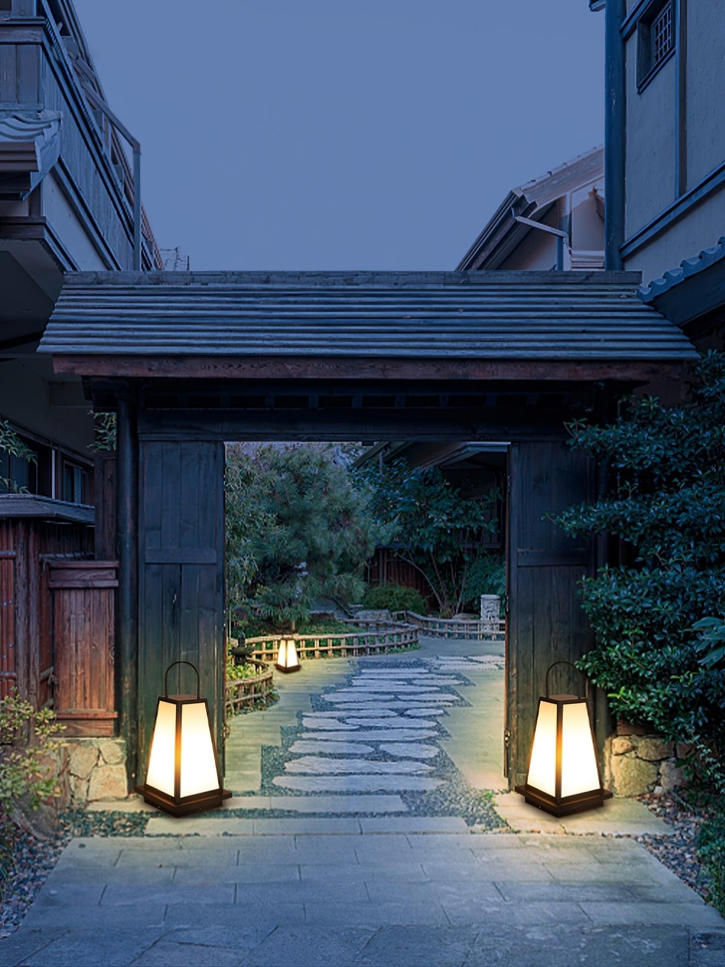 Cilo Minimalist Outdoor Light
