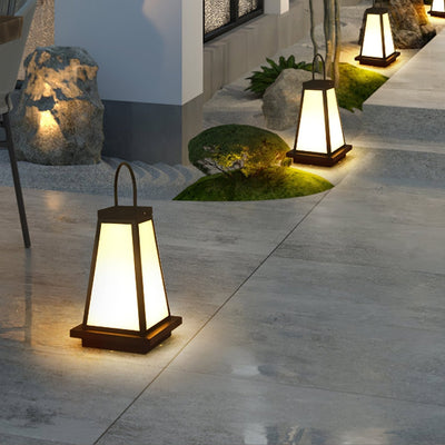 Cilo Minimalist Outdoor Light