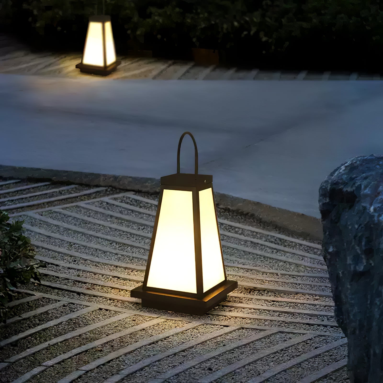 Cilo Minimalist Outdoor Light