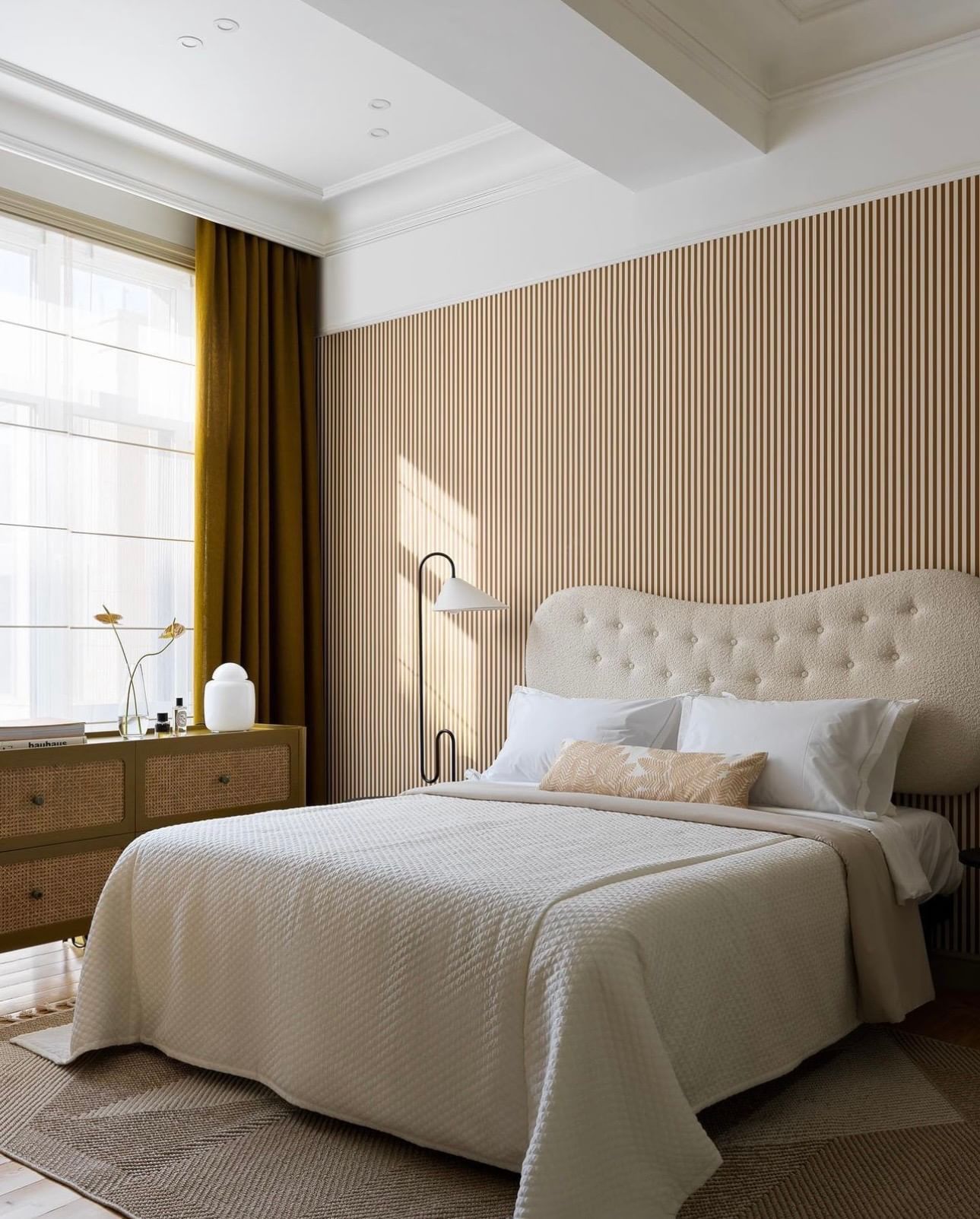 Rosilia Floor Lamp