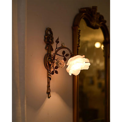 Valmora Wall Lamp