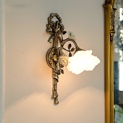 Valmora Wall Lamp