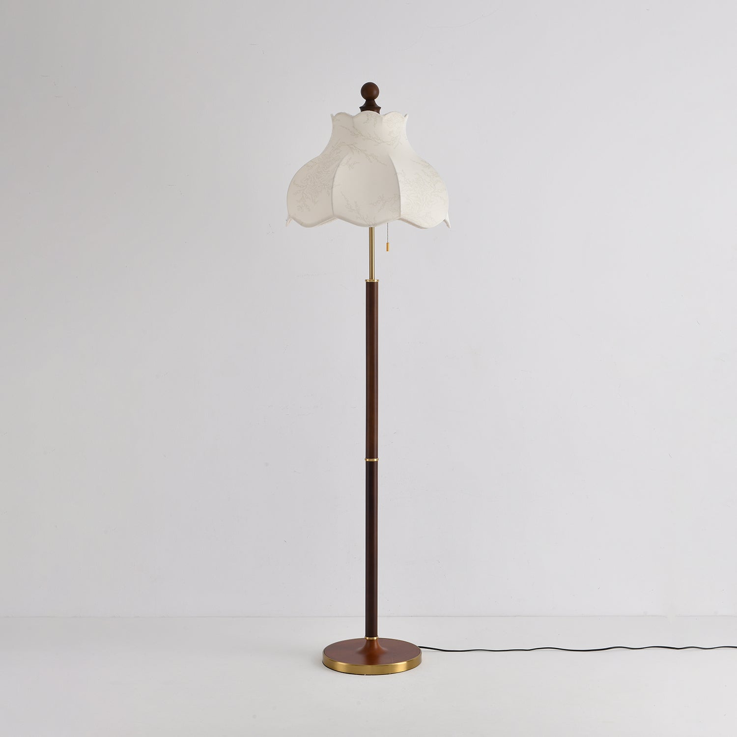 Tulfa Vintage Wood Floor Lamp