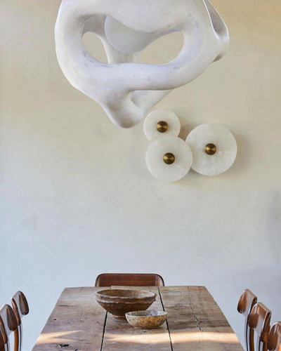 Round Wall Lamp Alabaster Fluted Brass - Neutral Decor